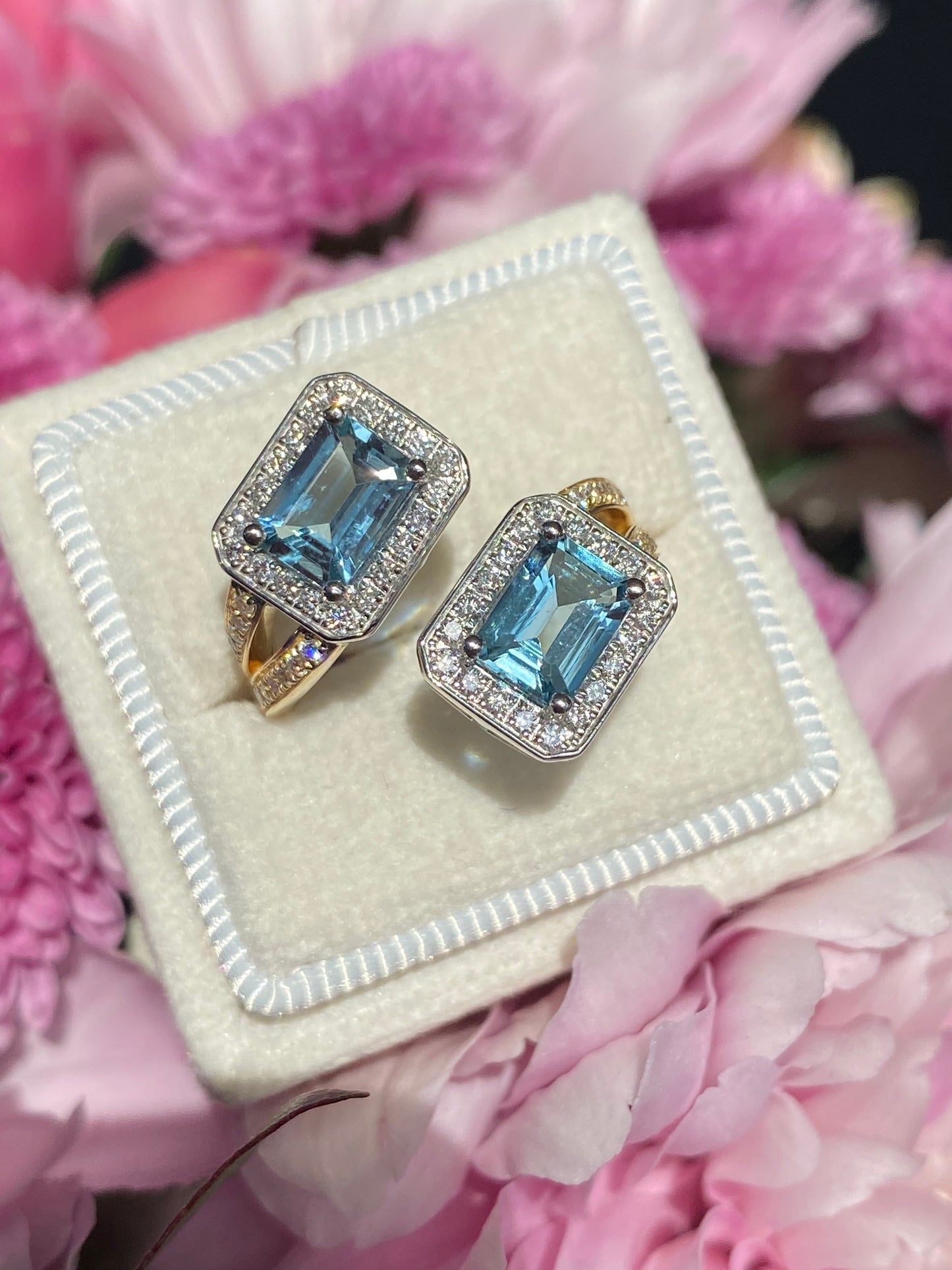 2.25ctw Aquamarine and Natural Diamond Toi et Moi Ring in Platinum and 18ct Yellow Gold