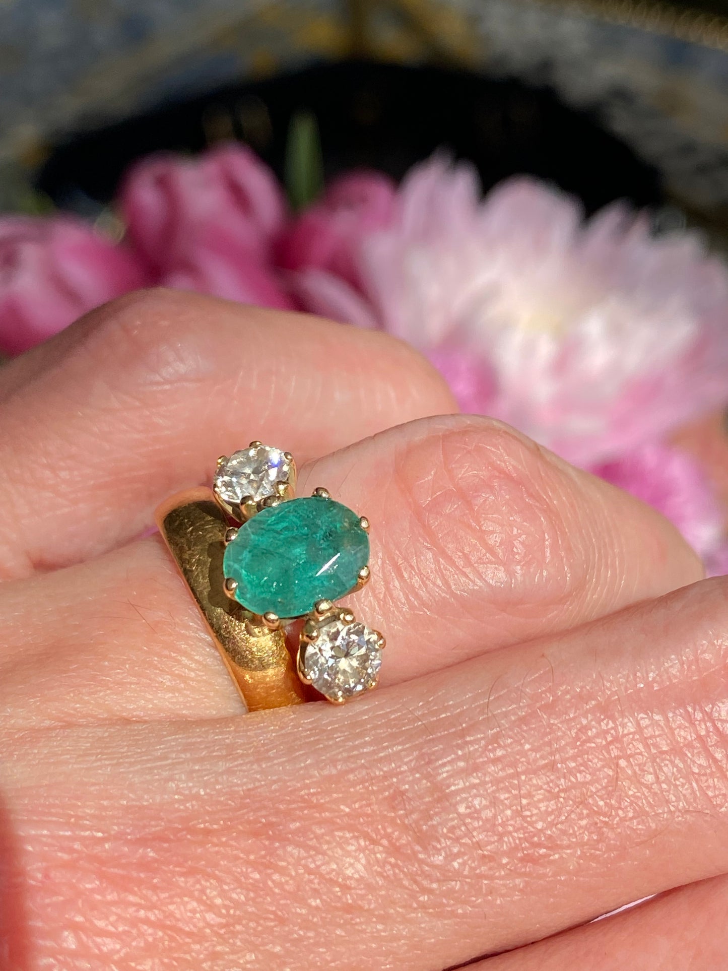 Vintage 2.15 Carat Emerald and Natural Diamond Ring in 18ct Yellow Gold