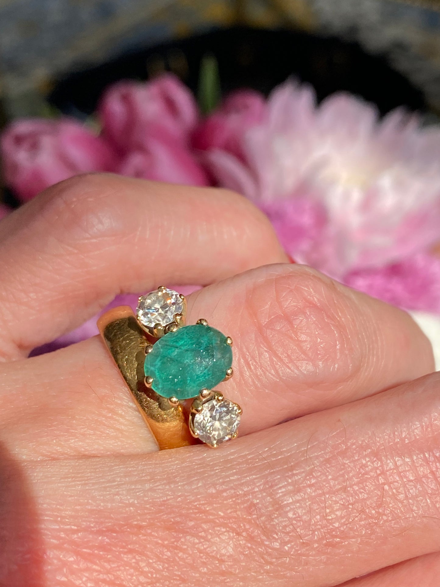 Vintage 2.15 Carat Emerald and Natural Diamond Ring in 18ct Yellow Gold