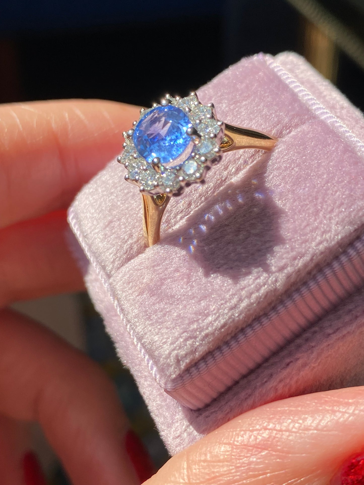 1.35 Carat Cornflower Sapphire and Natural Diamond Ring in Platinum and 18ct Yellow Gold