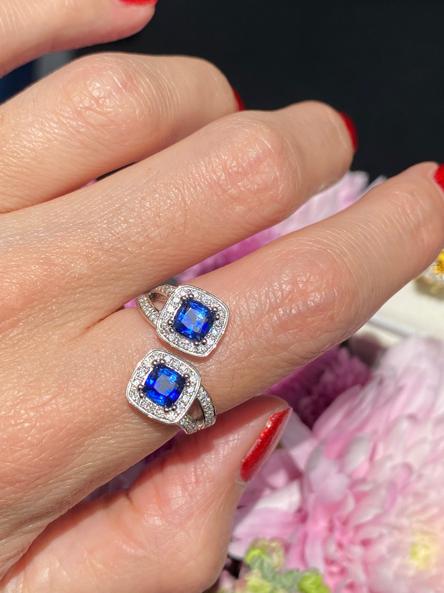 1.48ctw Ceylon Sapphire and 0.45ctw Natural Diamond Toi et Moi Ring in Platinum