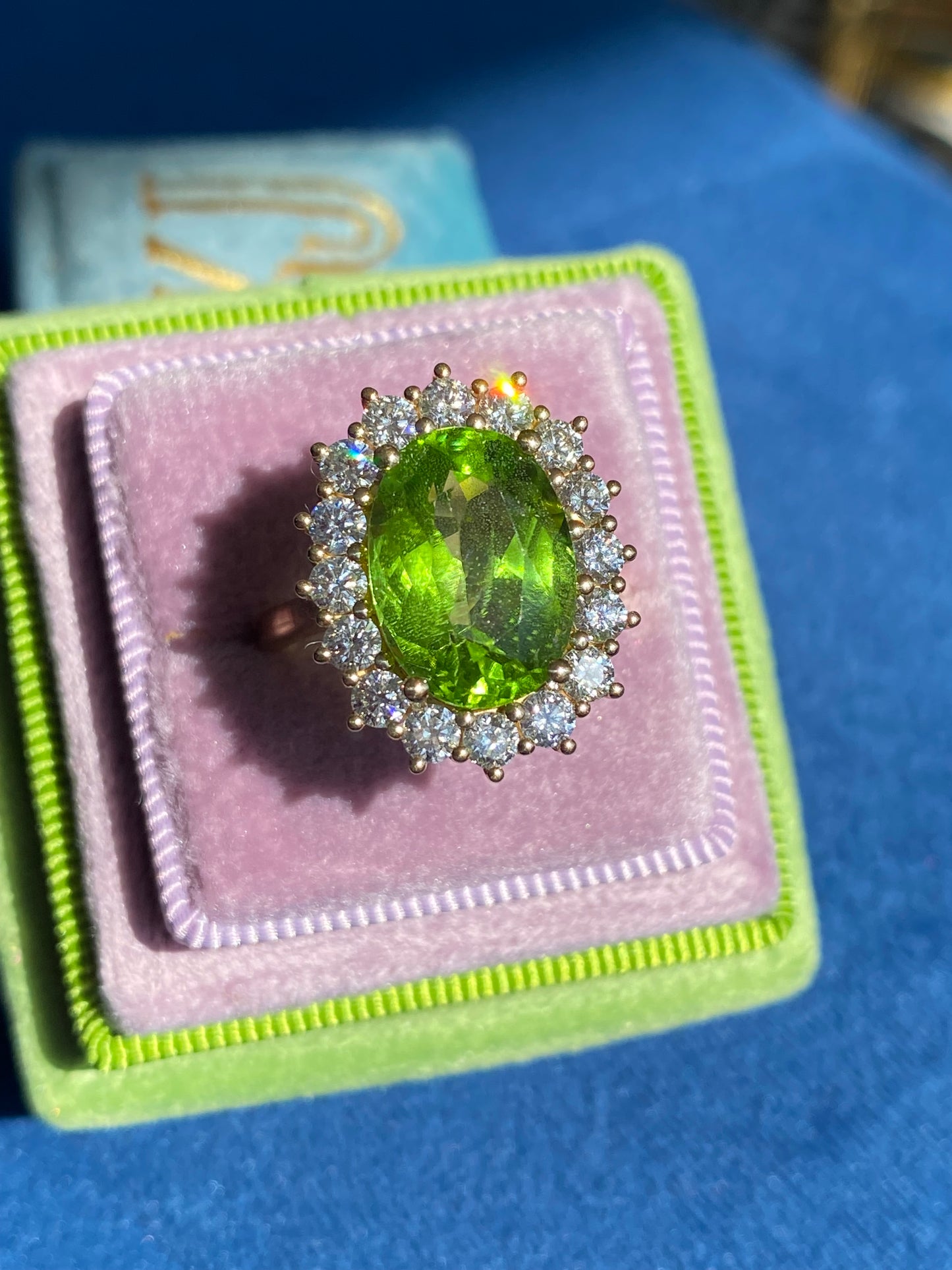 6.27 Carat Peridot and 1.28ctw Natural Diamond Ring in 18ct Yellow Gold