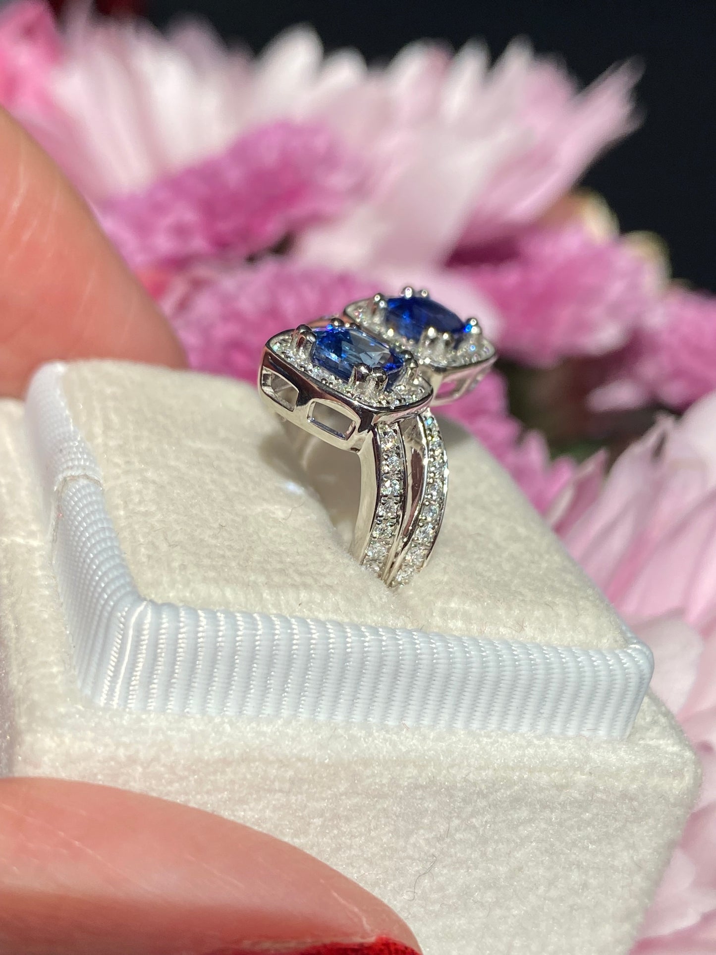 1.48ctw Ceylon Sapphire and 0.45ctw Natural Diamond Toi et Moi Ring in Platinum