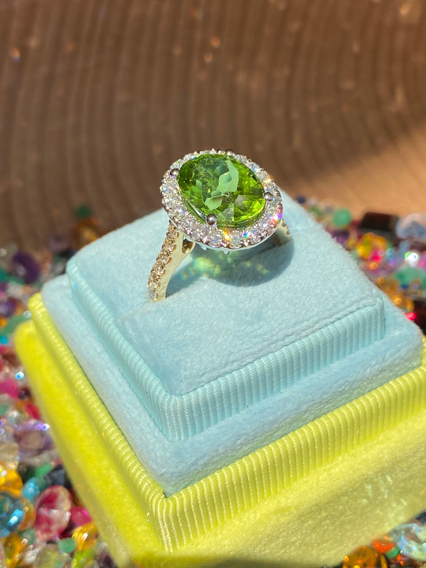5.22 Carat Peridot and 0.97ctw Natural Diamond Ring in Platinum and 18ct Yellow Gold