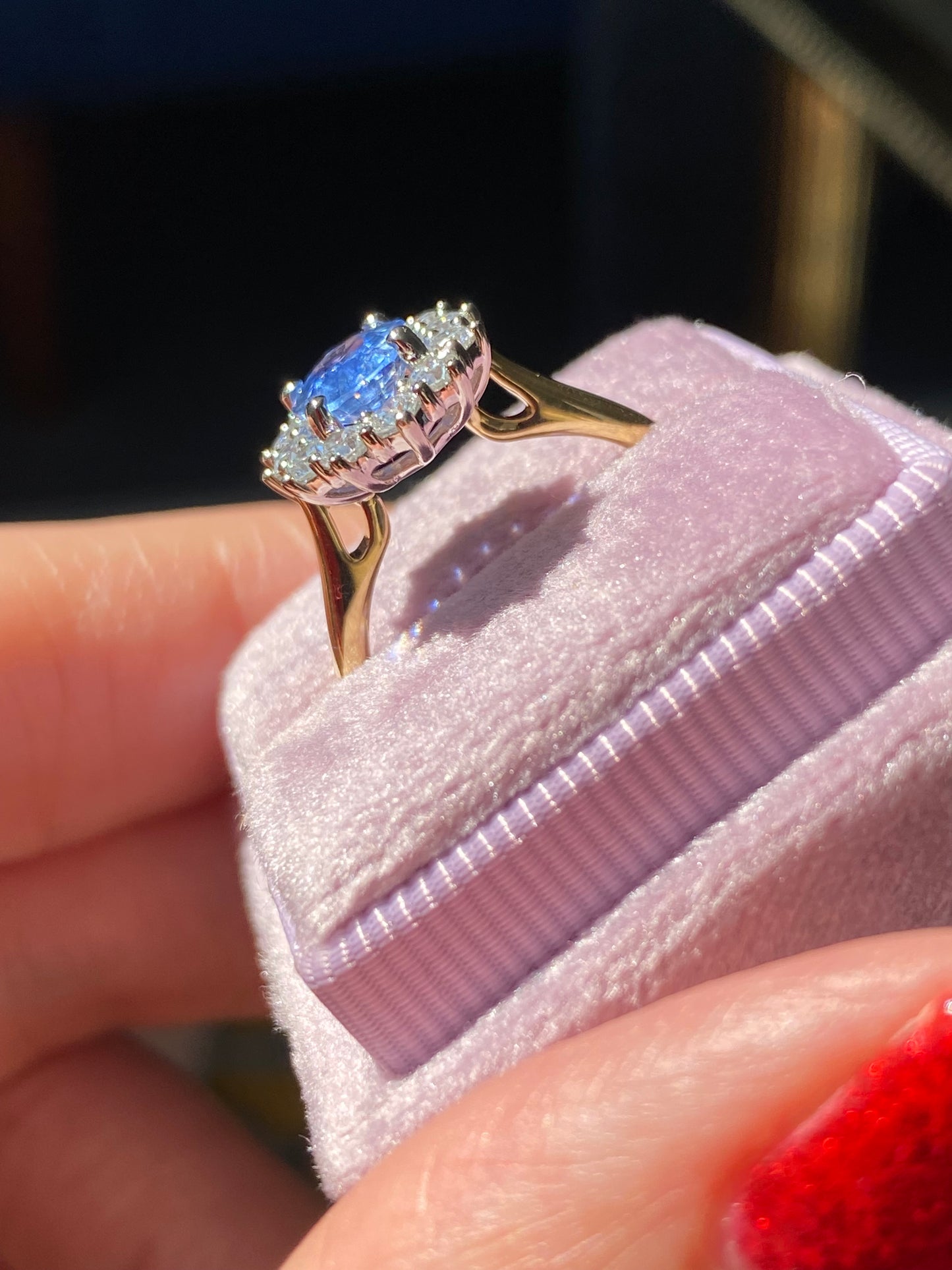 1.35 Carat Cornflower Sapphire and Natural Diamond Ring in Platinum and 18ct Yellow Gold