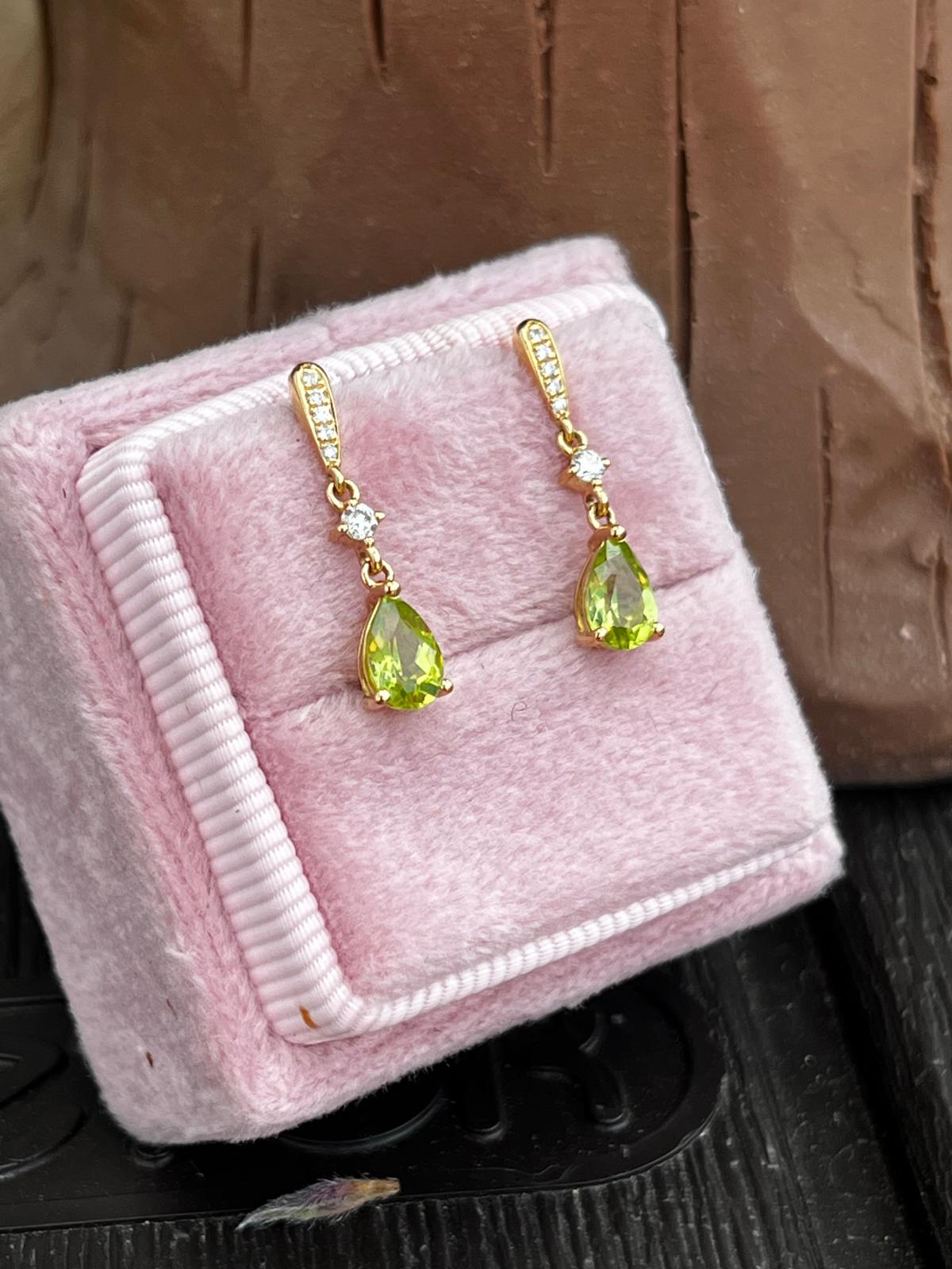 0.93 CTW Peridot and Diamond Drop Earrings in 18ct Yellow Gold
