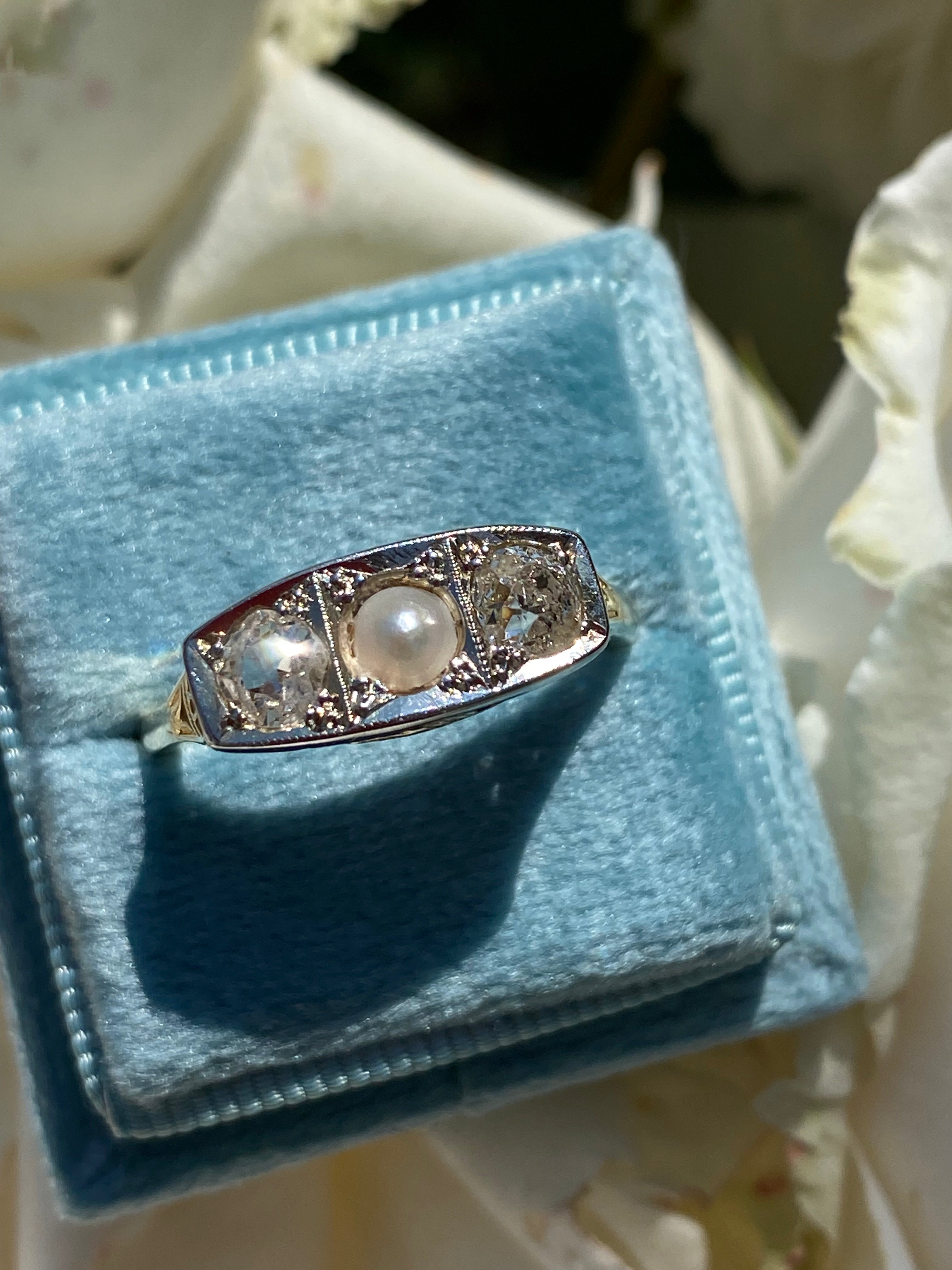 Antique Old Cut Diamond and Pearl Ring in 18ct Yellow Gold