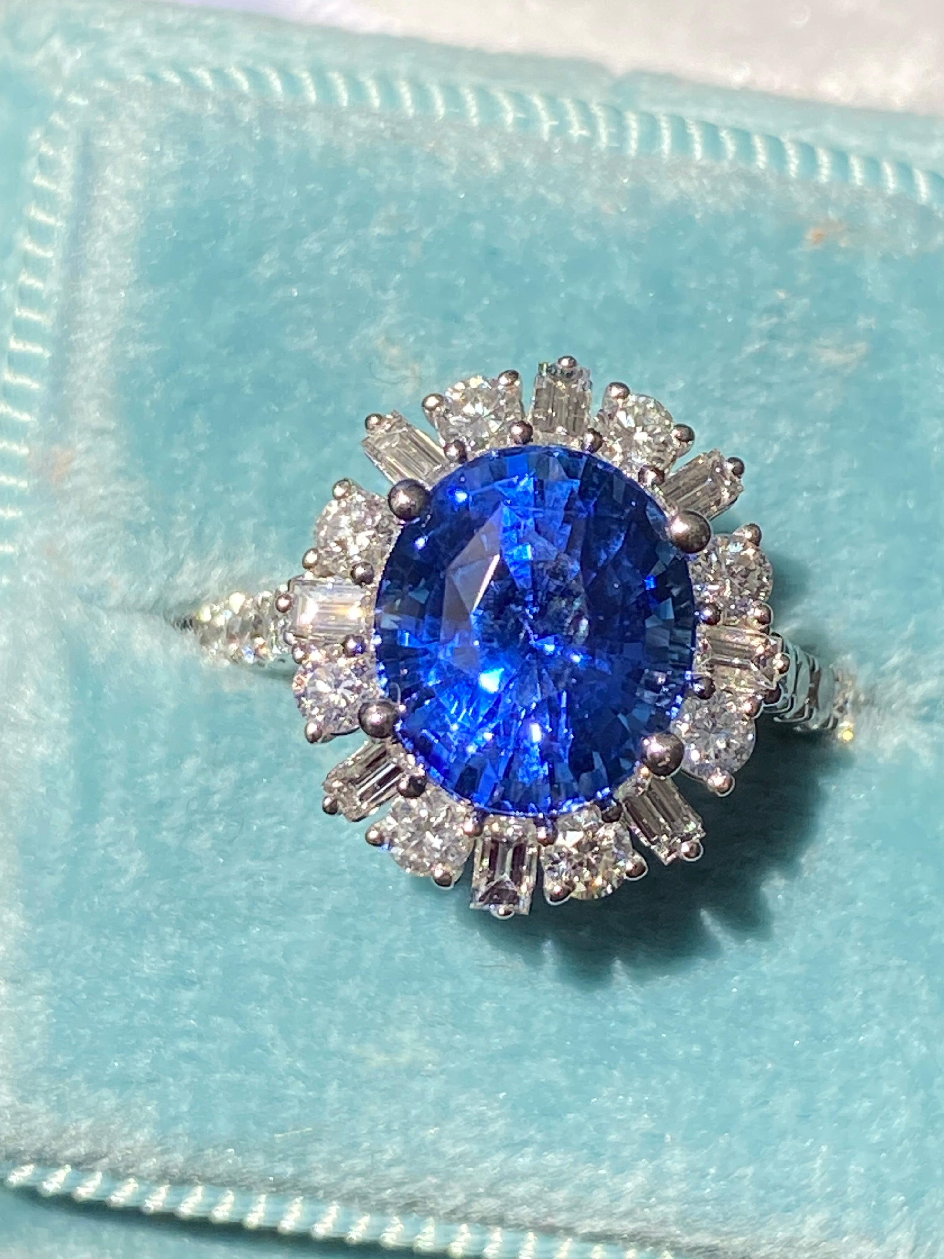 3.72 Carat Blue Ceylon Sapphire and 0.91ctw Natural Diamond Halo Ring in Platinum