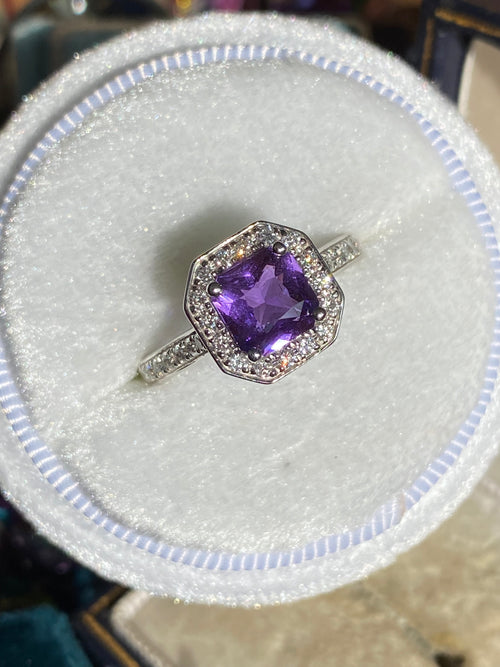 1.63 Carat Purple Sapphire and 0.35ctw Natural Diamond Halo Ring in Platinum