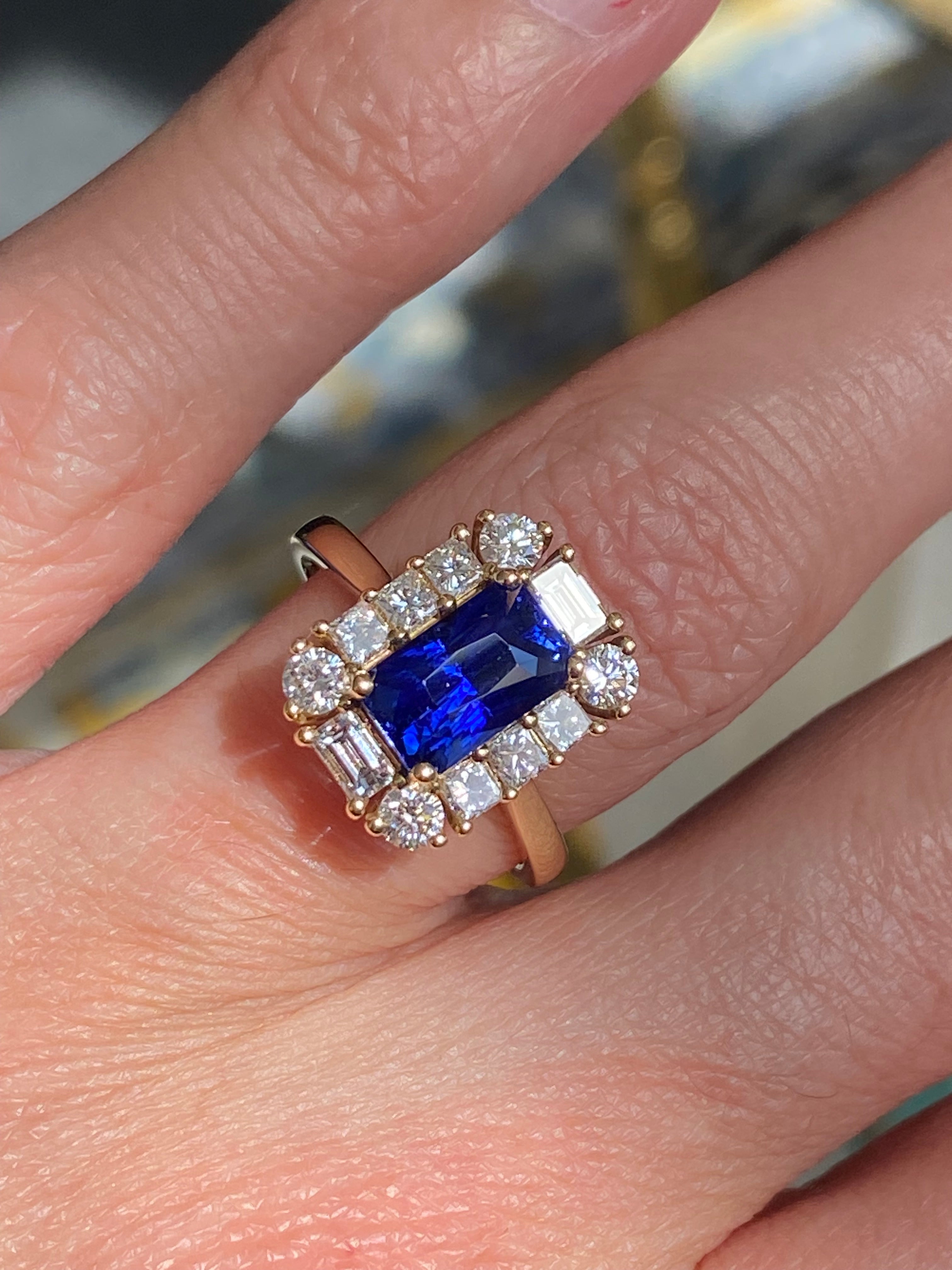 2.55 Carat Radiant Cut Ceylon Sapphire and 0.90 CTW Natural Diamond Ring in 18ct Yellow Gold