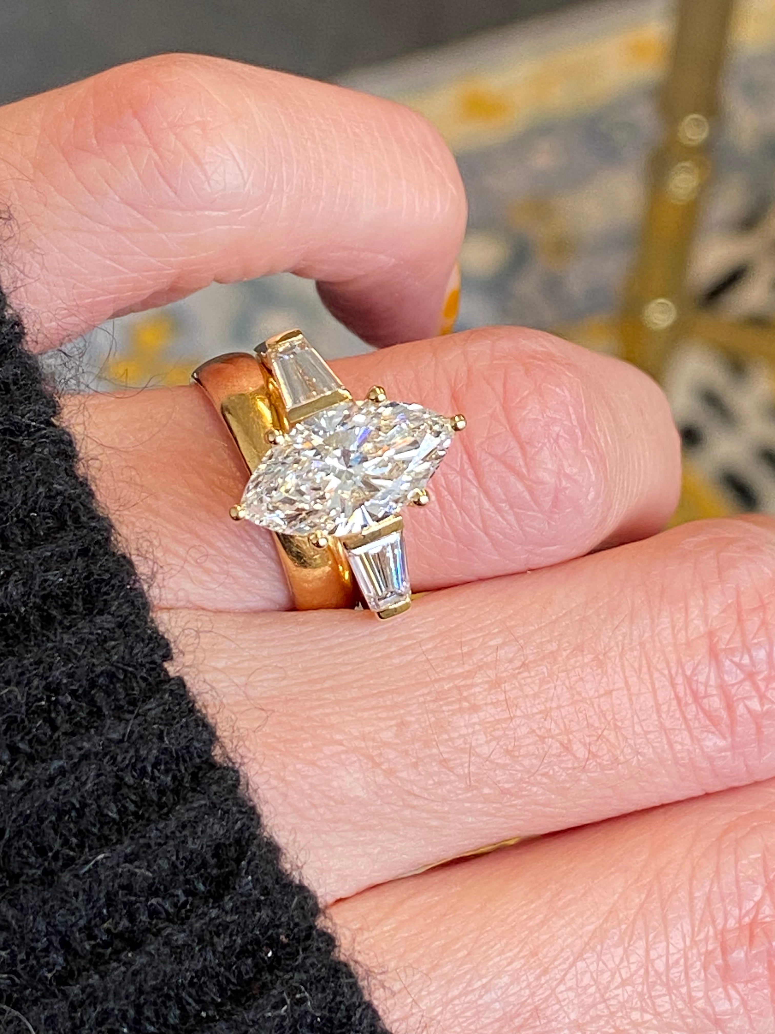 4.04 CTW Marquise Cut D Colour VS1 Lab Diamond Engagement Ring in 18ct Yellow Gold