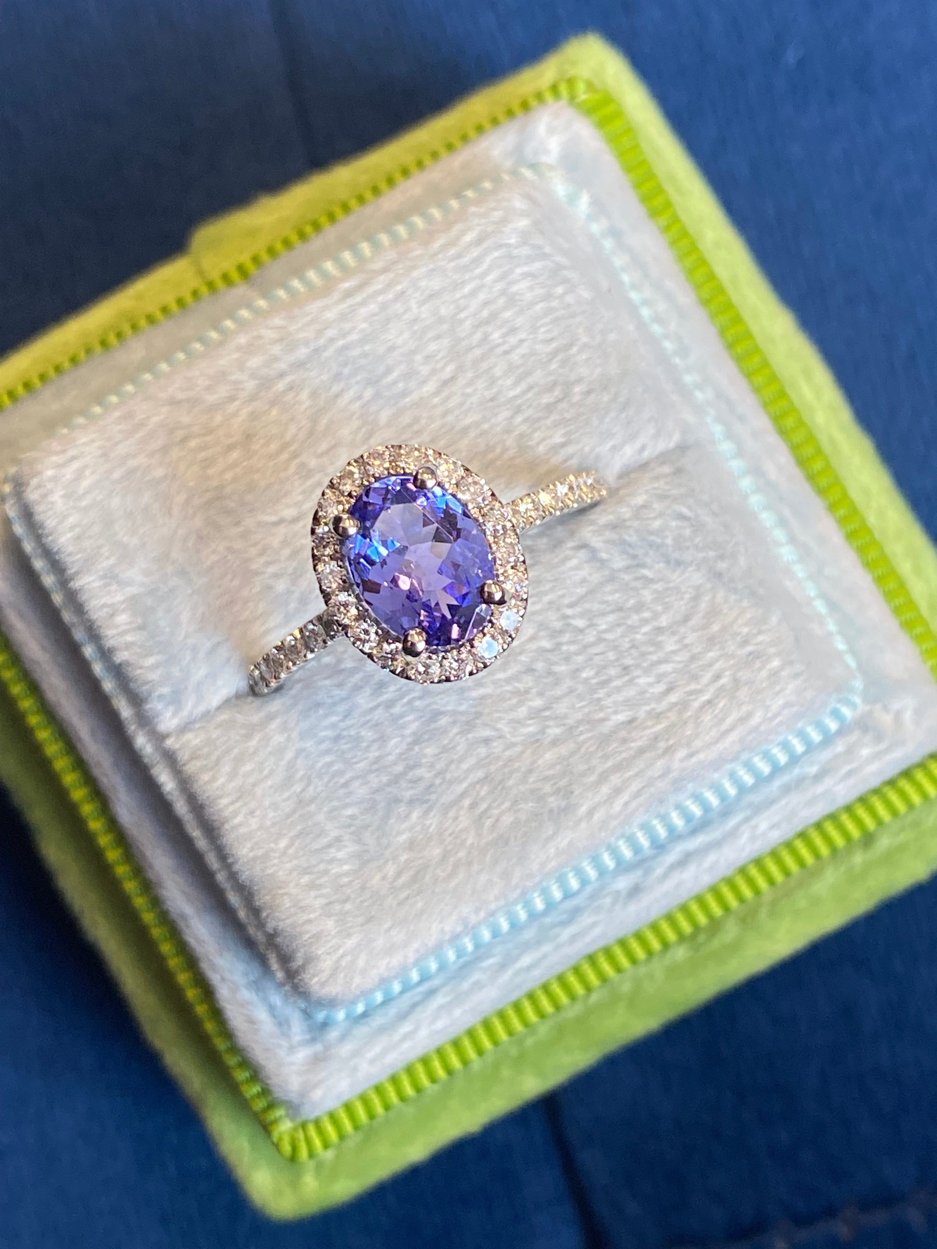 1.15 Carat Oval Cut Tanzanite and 0.40ctw Natural Diamond Ring in Platinum