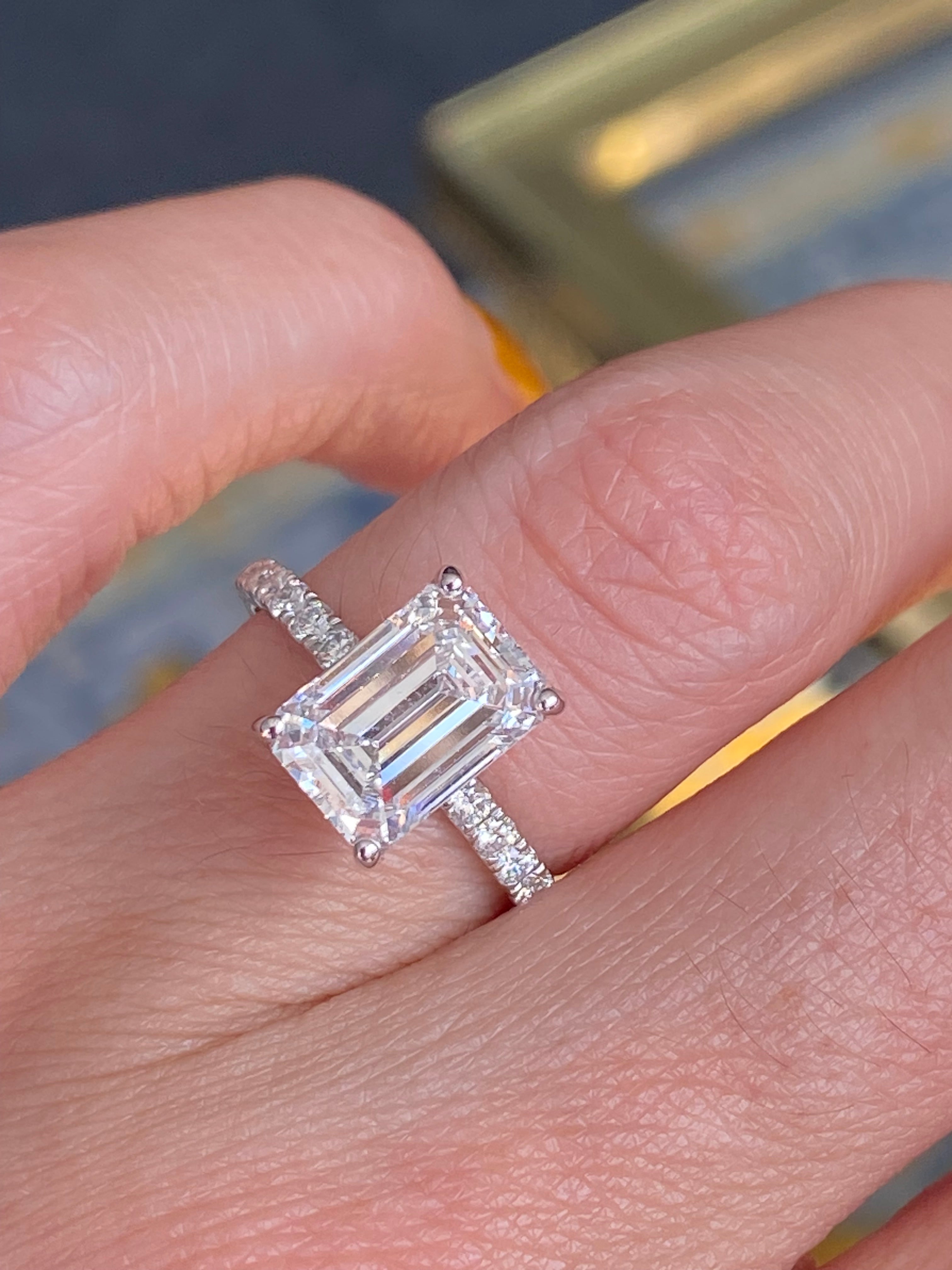 3.04 Carat Emerald Cut D Colour VS1 Lab Diamond Solitaire Engagement Ring in Platinum