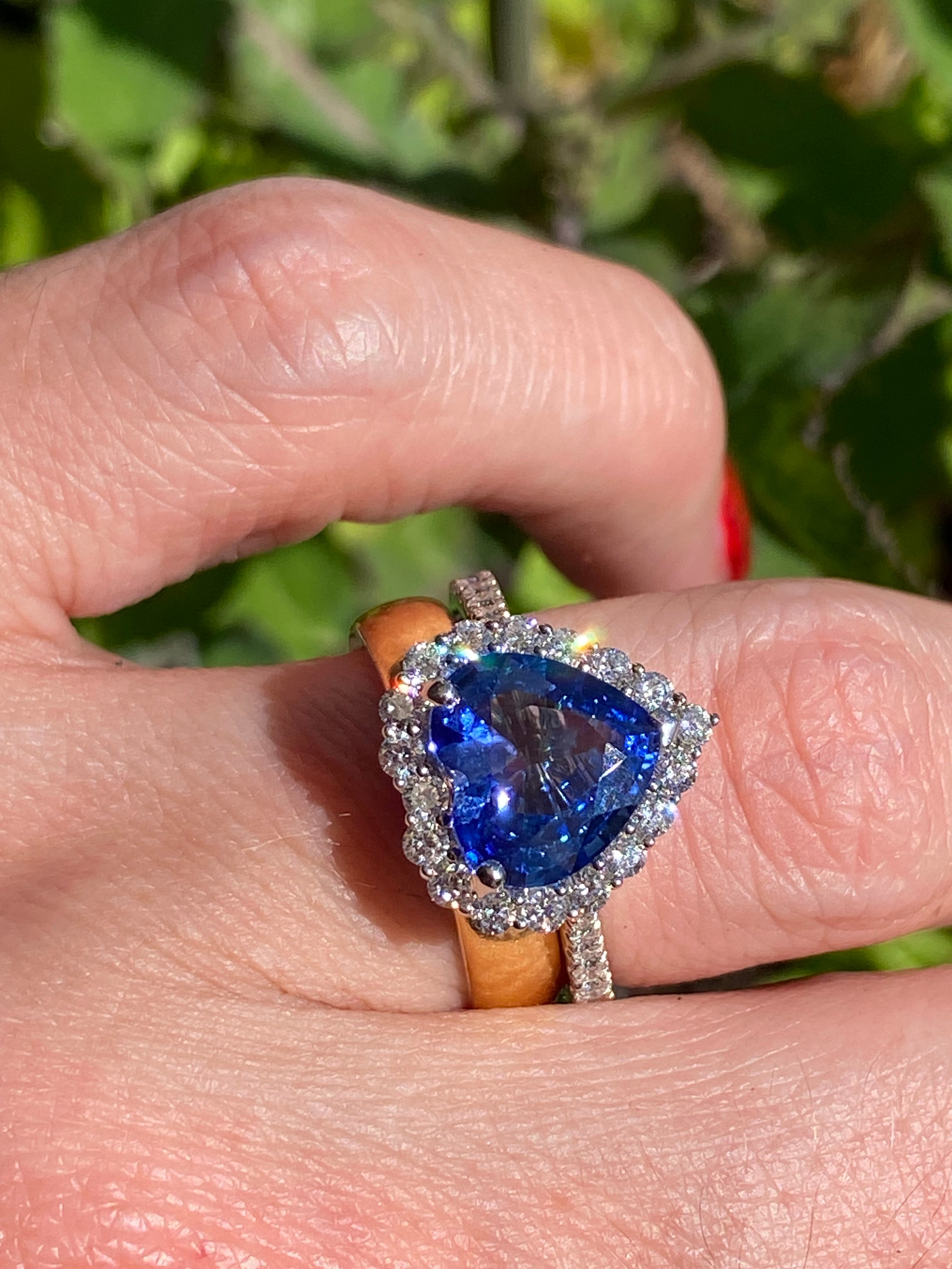 2.56 Carat Heart Shape Ceylon Sapphire and Natural Diamond Halo Ring in Platinum
