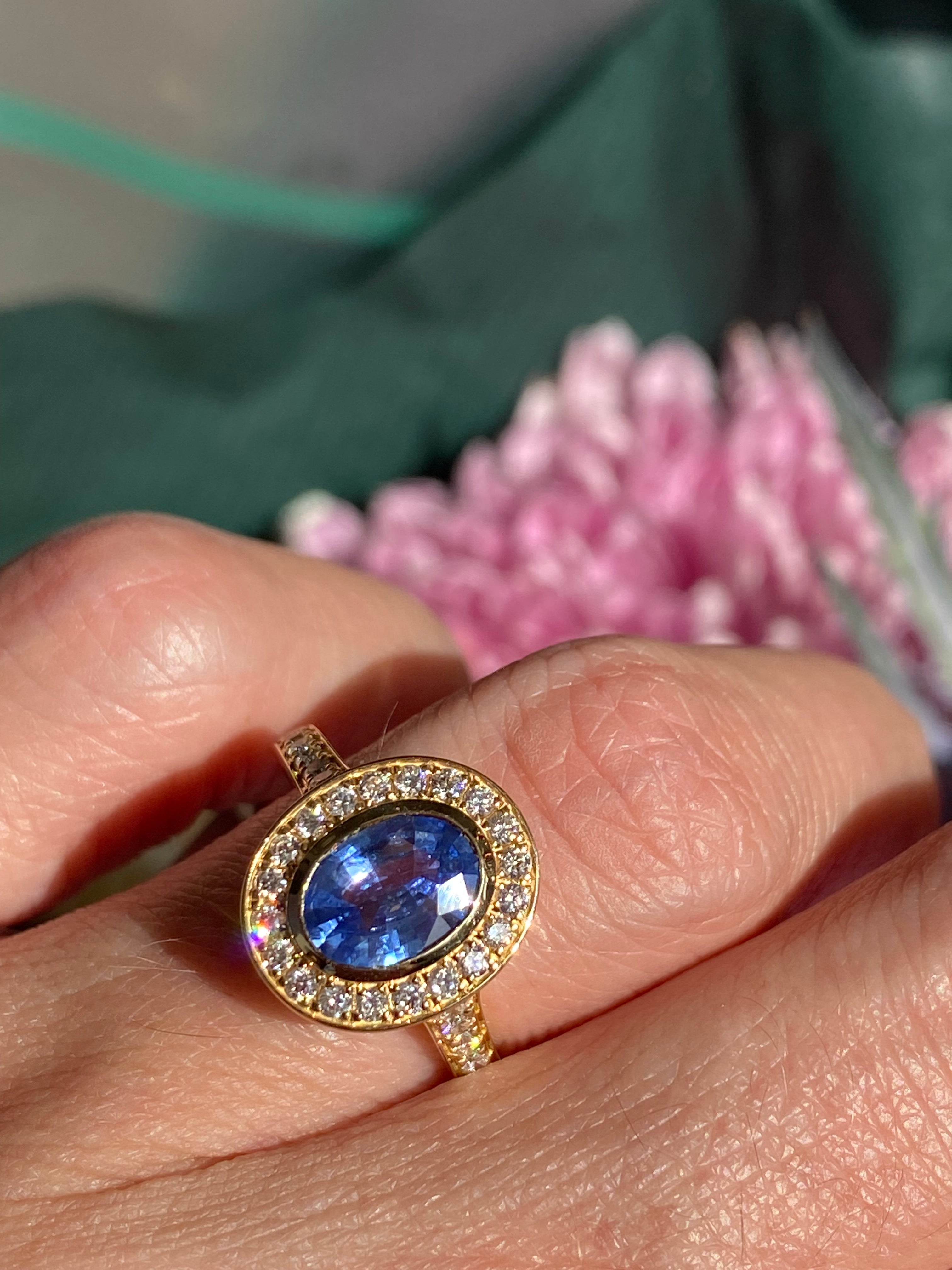 1.64 CTW Violet Sapphire and Natural Diamond Halo Ring in 18ct Yellow Gold