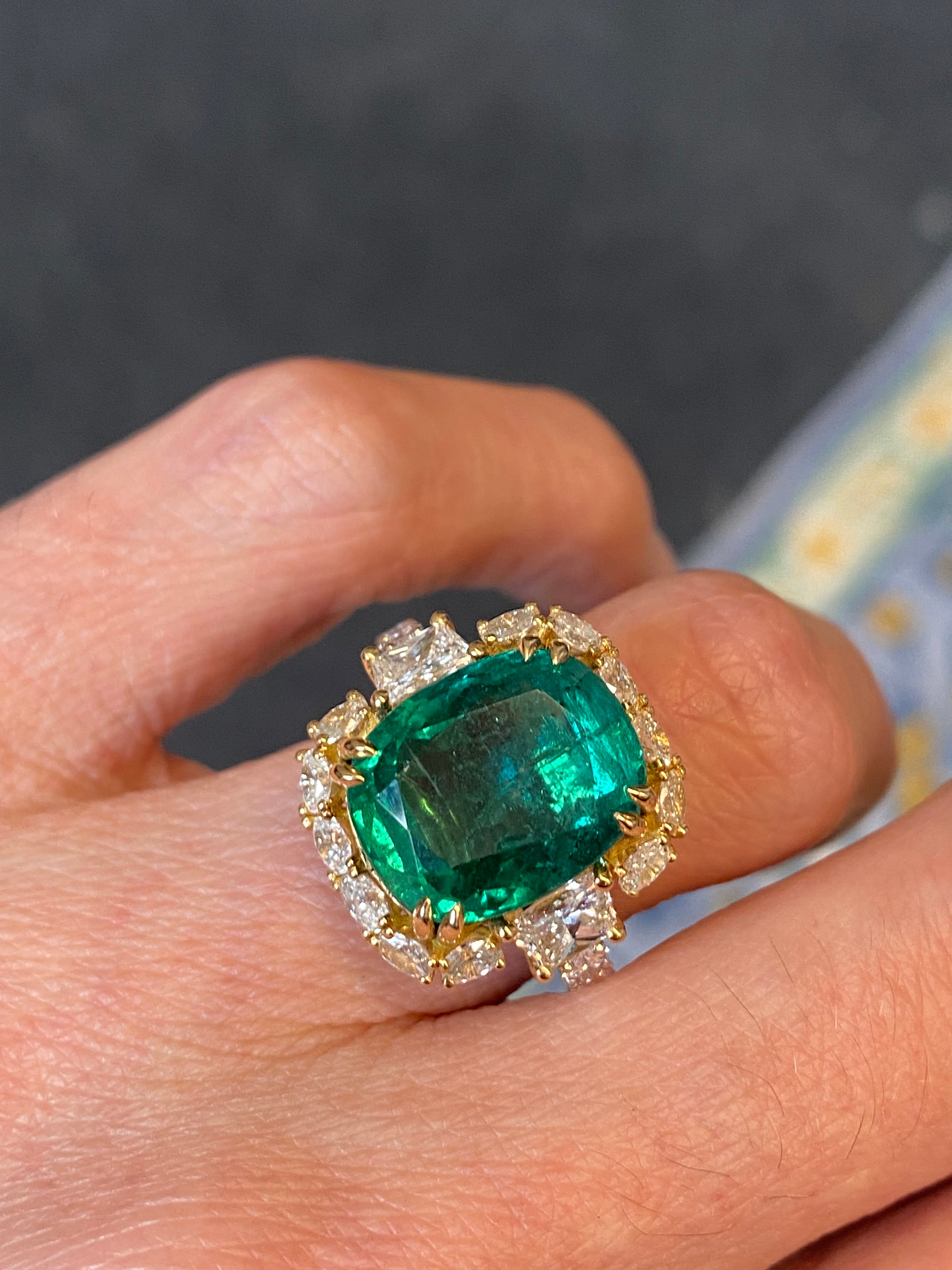 8.75 Carat Cushion Cut Zambian Emerald and 2.53 CTW Natural Diamond Halo Ring in Platinum and 18ct Yellow Gold