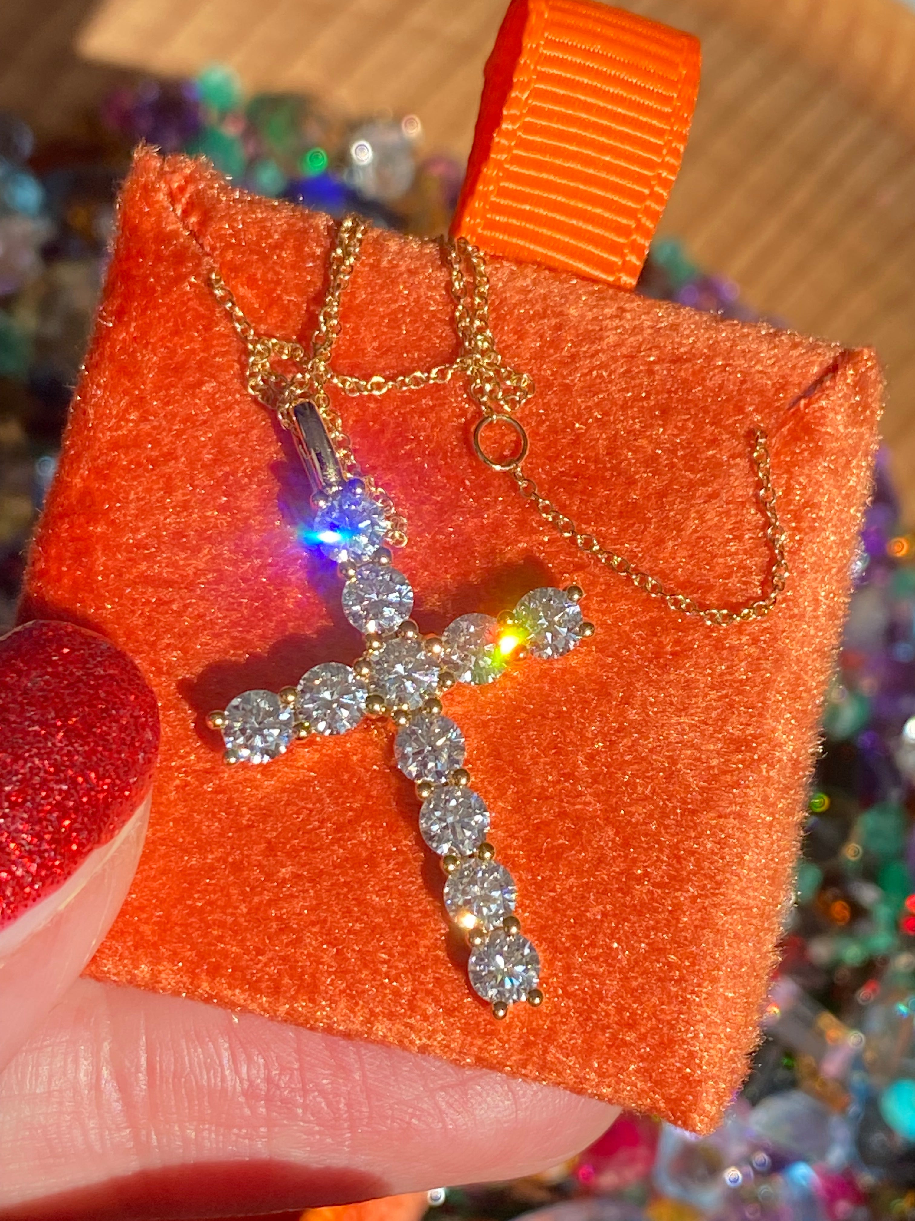 2.00 CTW Natural Diamond Cross in 18ct Yellow Gold