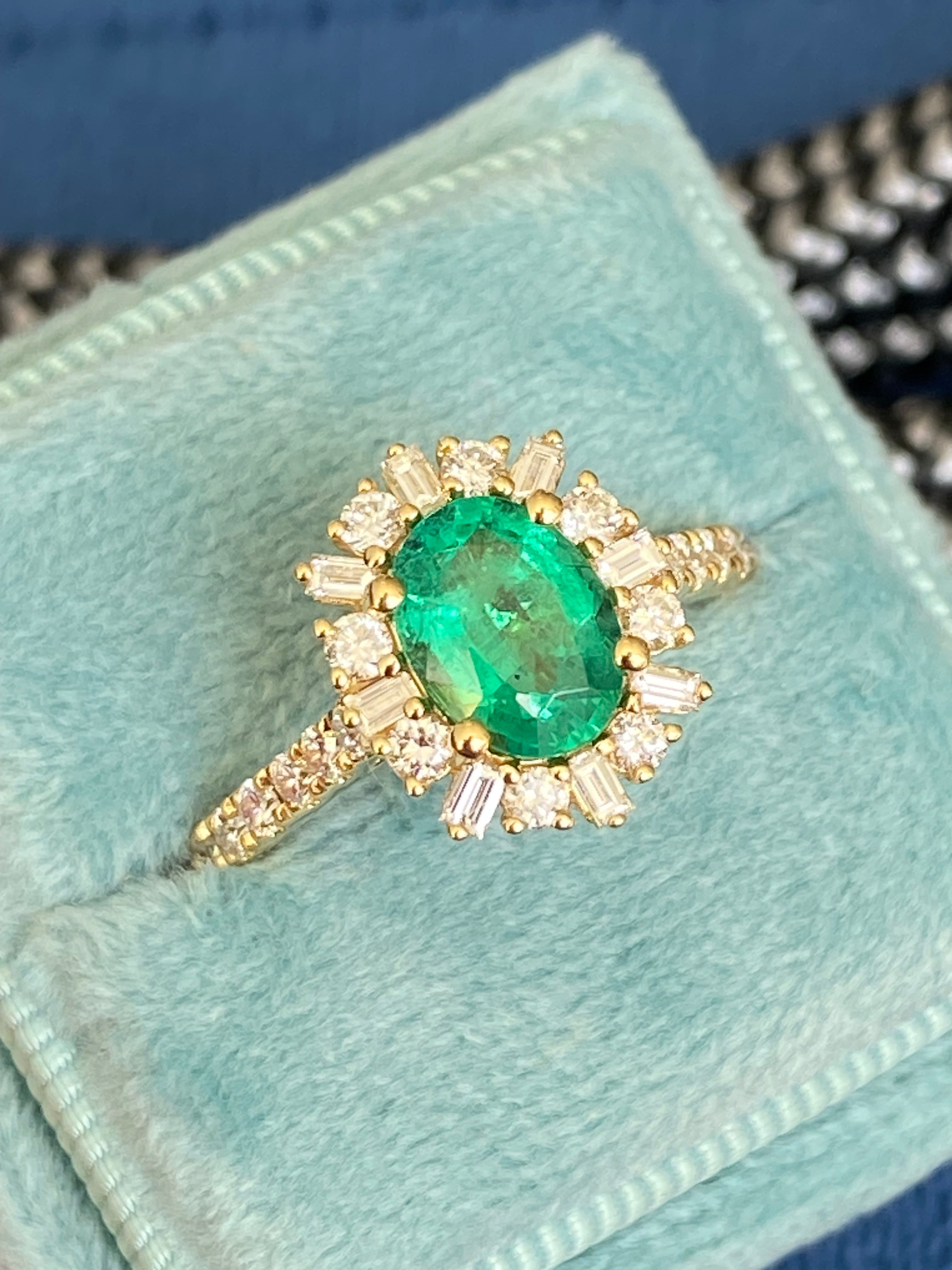 1.76 CTW Oval Cut Emerald and Natural Diamond Ring in 18ct Yellow Gold