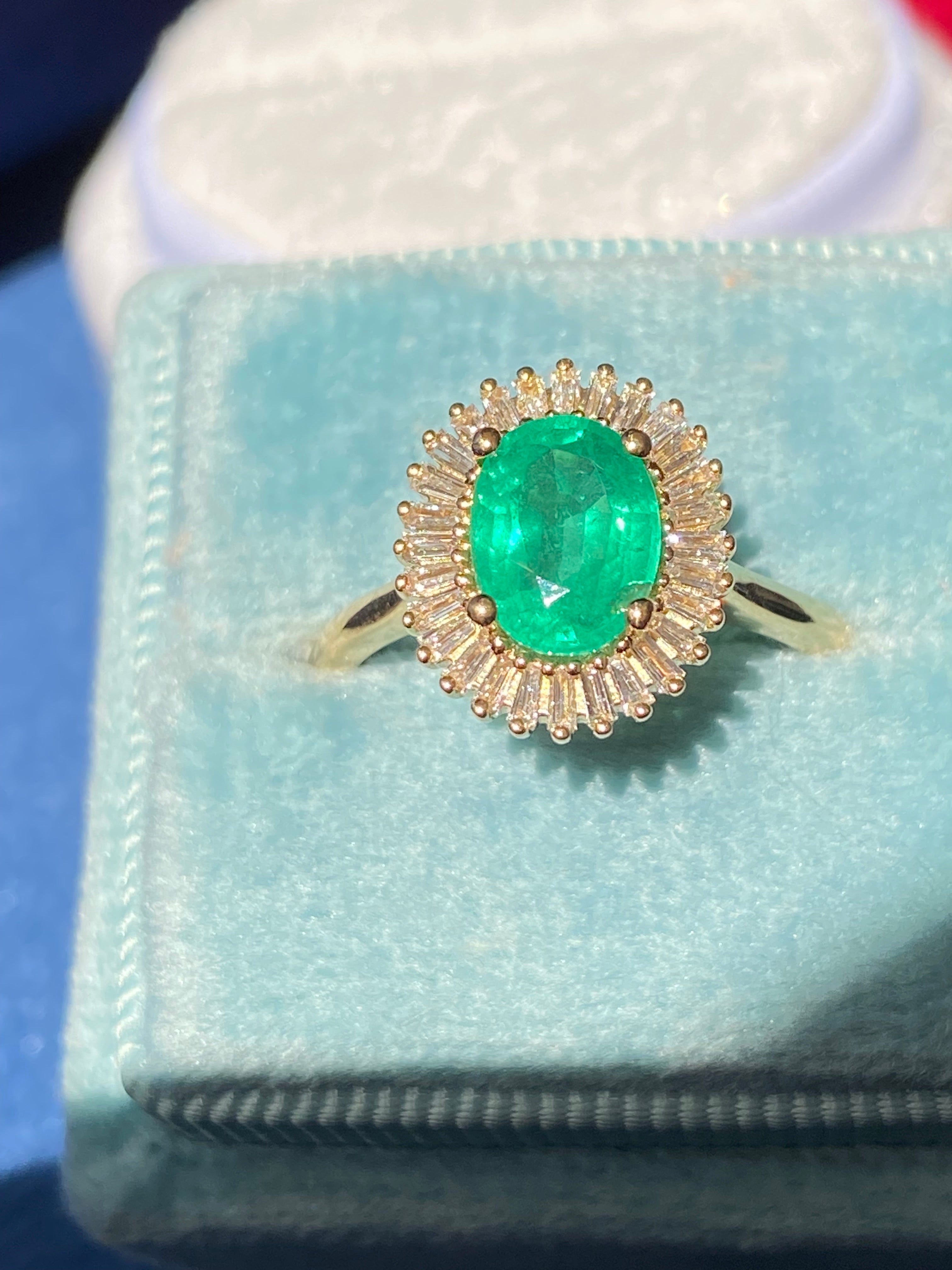 1.62 CTW Oval Cut Emerald and Natural Diamond Ballerina Ring in 18ct Yellow Gold