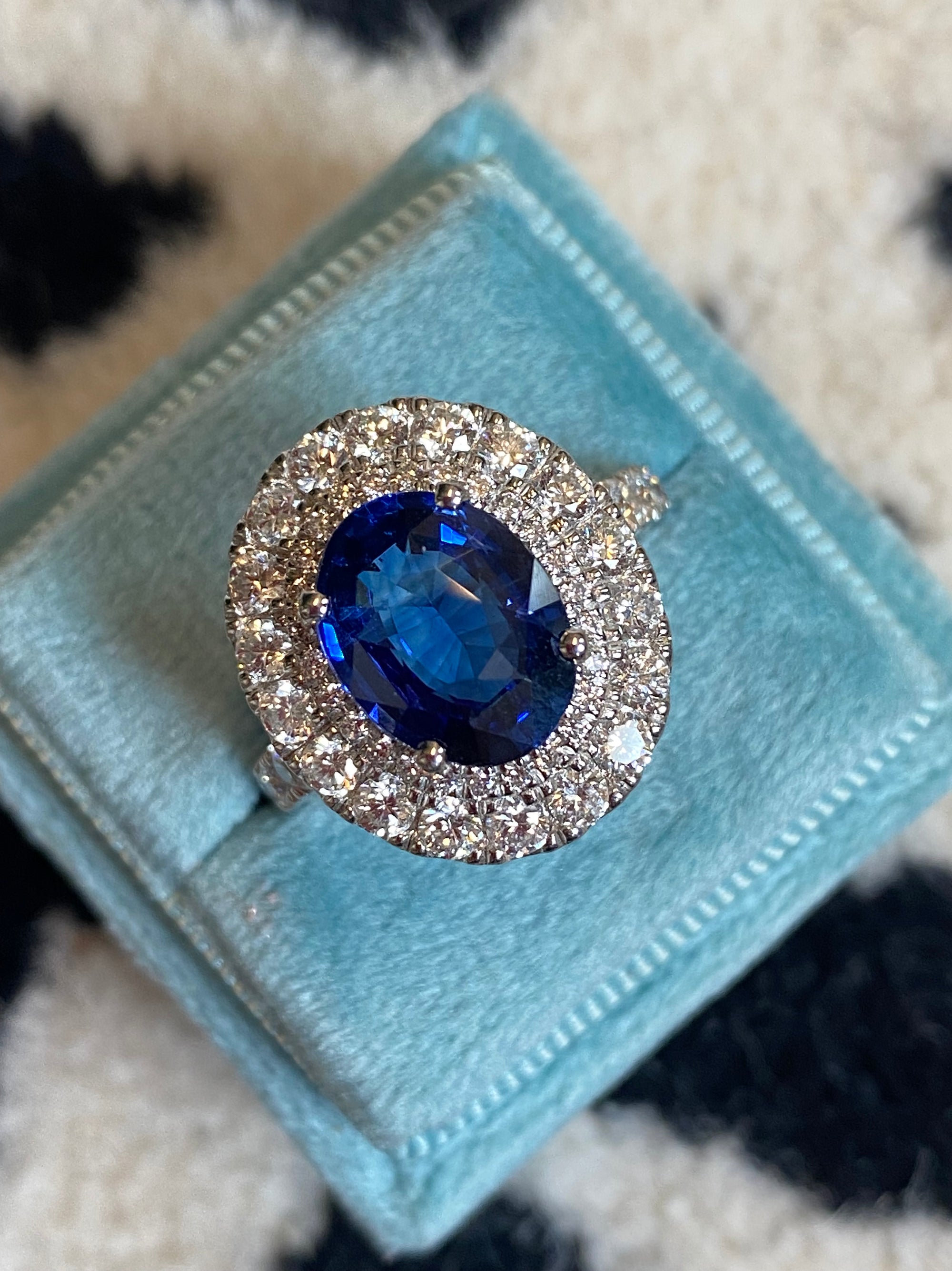 4.29 Carat Blue Ceylon Sapphire and 1.67 CTW Natural Diamond Halo Ring in Platinum