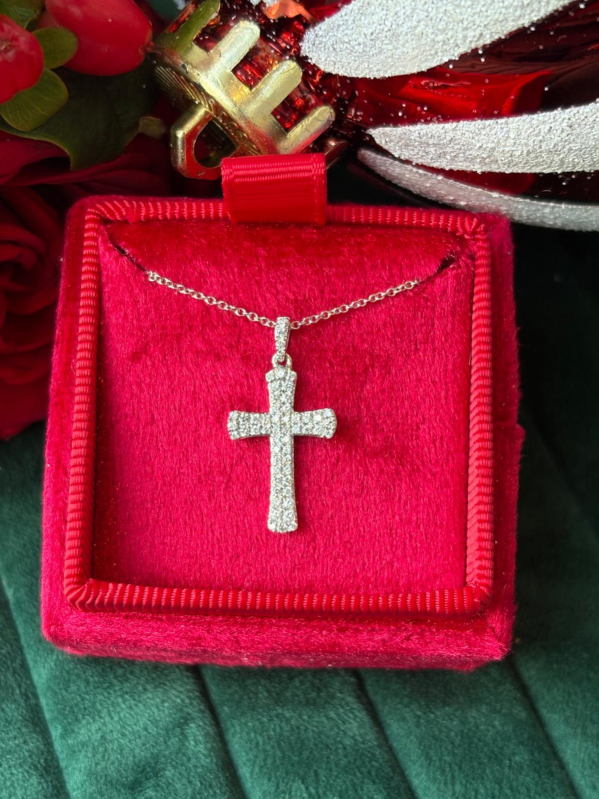 Lovely Natural Diamond Cross Pendant Necklace in 18ct White Gold