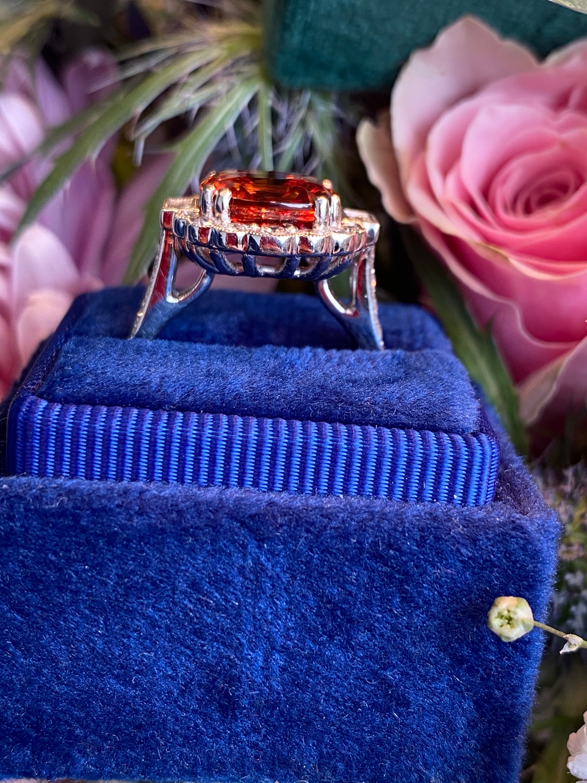 5.95 Carat Hessonite Garnet and 1.03ctw Natural Diamond Ring in Platinum
