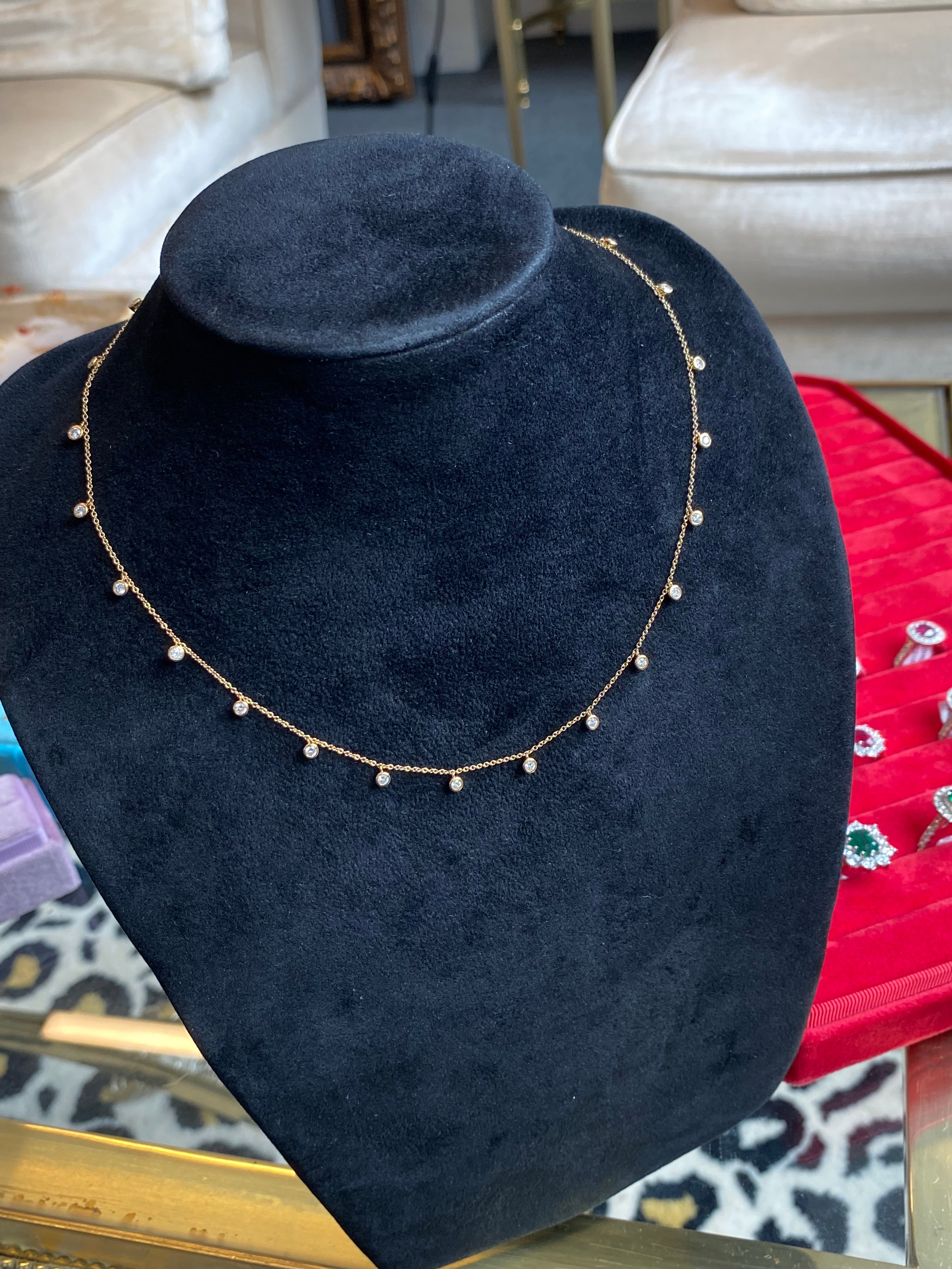 Beautiful 0.90 CTW Natural Diamond Necklace in 18ct Yellow Gold