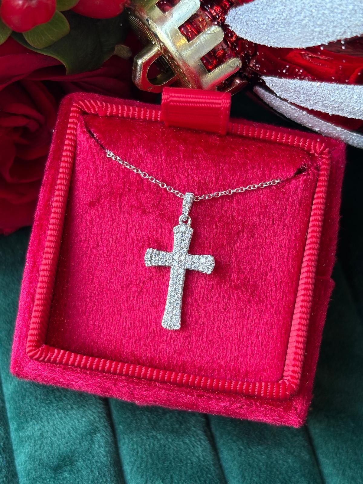 Lovely Natural Diamond Cross Pendant Necklace in 18ct White Gold