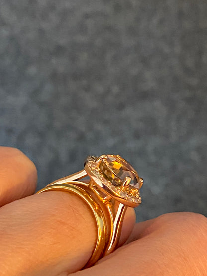 6.00 Carat Oval-Cut Pink Tourmaline and Diamond Halo Ring in 18ct Rose Gold