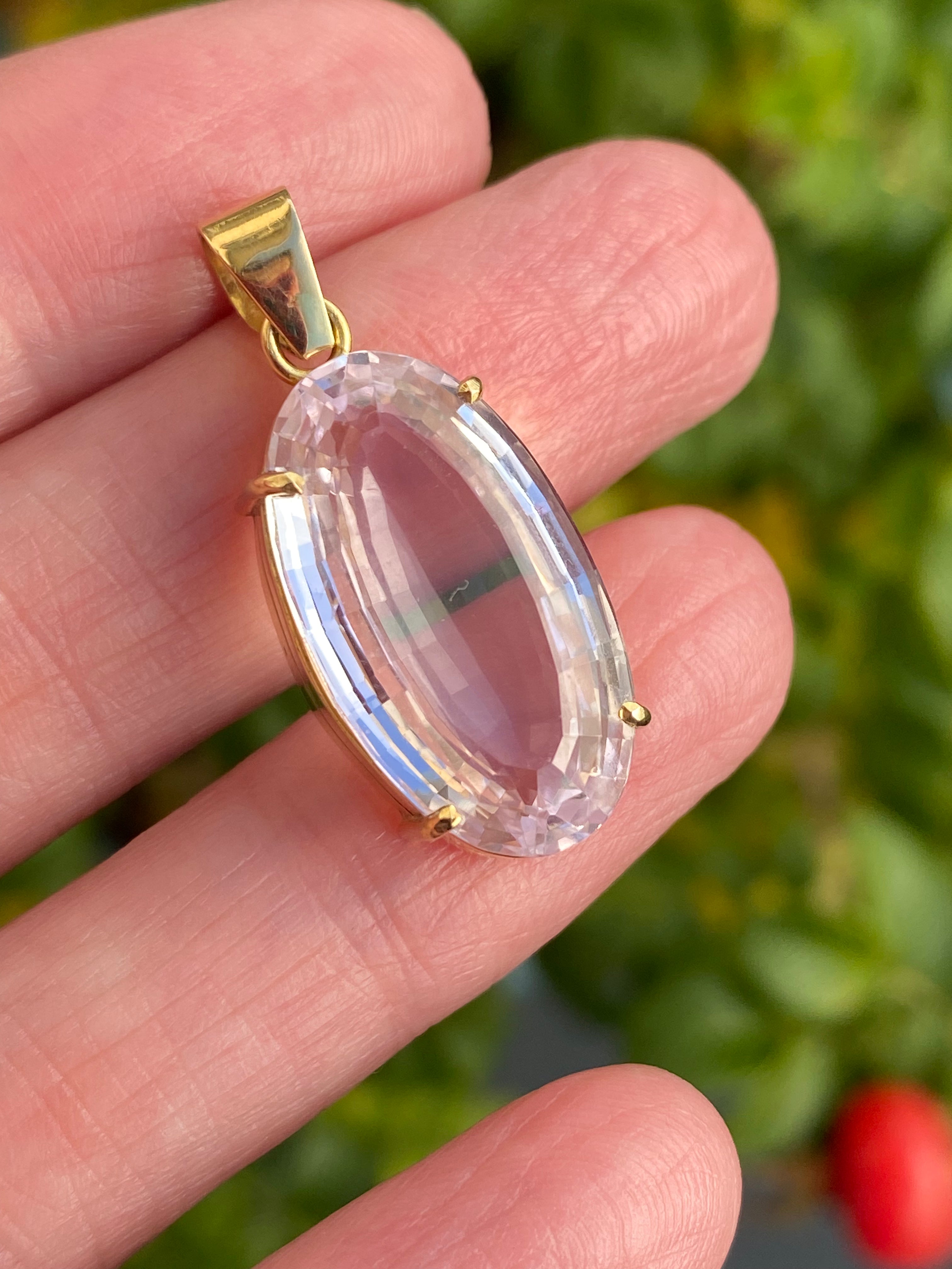 Vintage 15.00 carat Kunzite Pendant in 18ct Yellow Gold