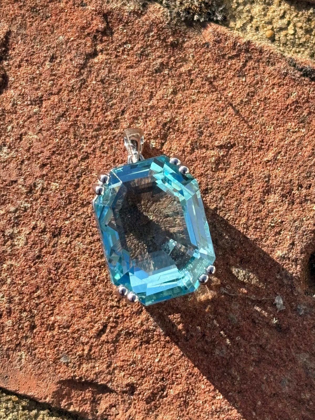 Certified 31.86 Carat Aquamarine Pendant in Platinum