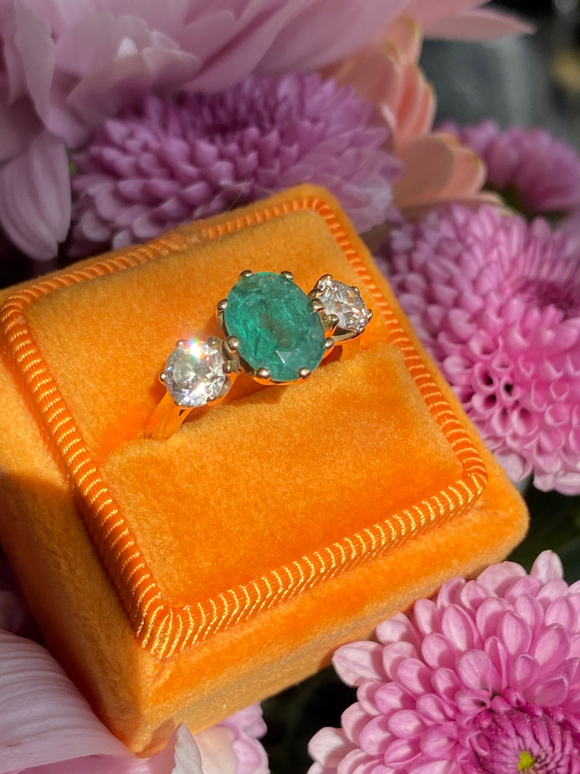 Vintage 2.15 Carat Emerald and Natural Diamond Ring in 18ct Yellow Gold
