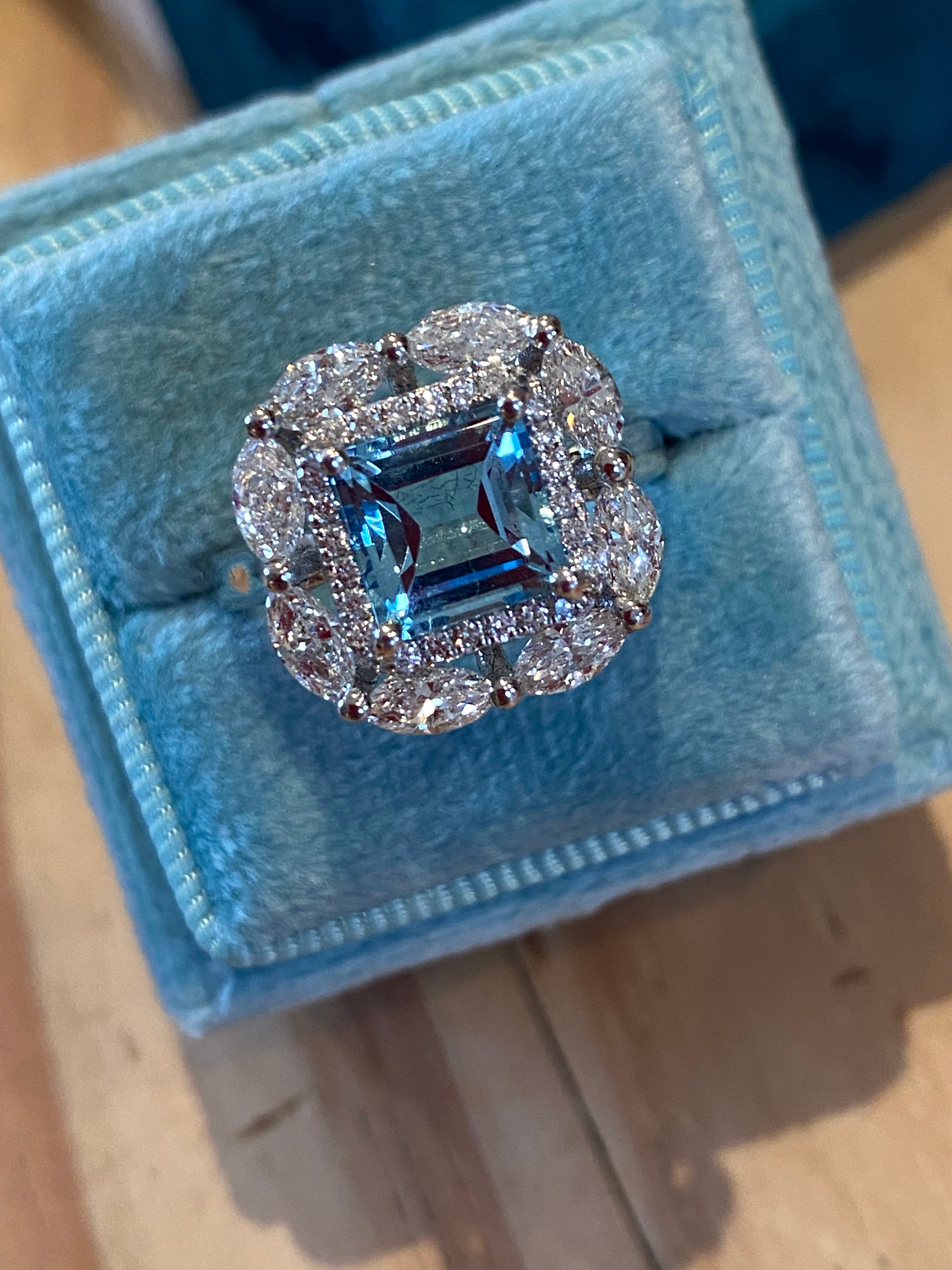 1.60 Carat Aquamarine and 1.18 ctw Natural Diamond Ring in Platinum