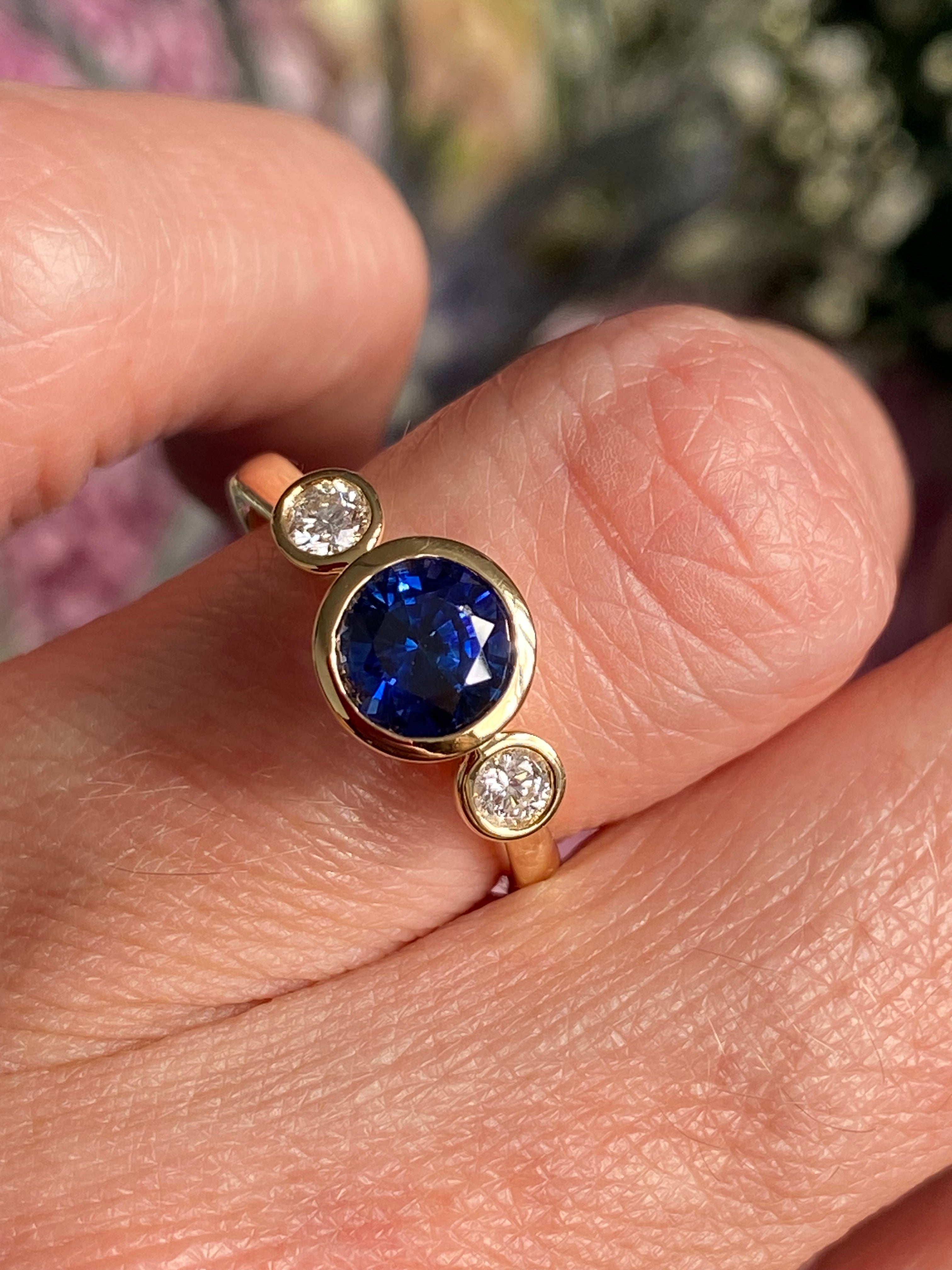 1.41 Carat Blue Ceylon Sapphire and 0.18 CTW Natural Diamond Halo Ring in 18ct Yellow Gold