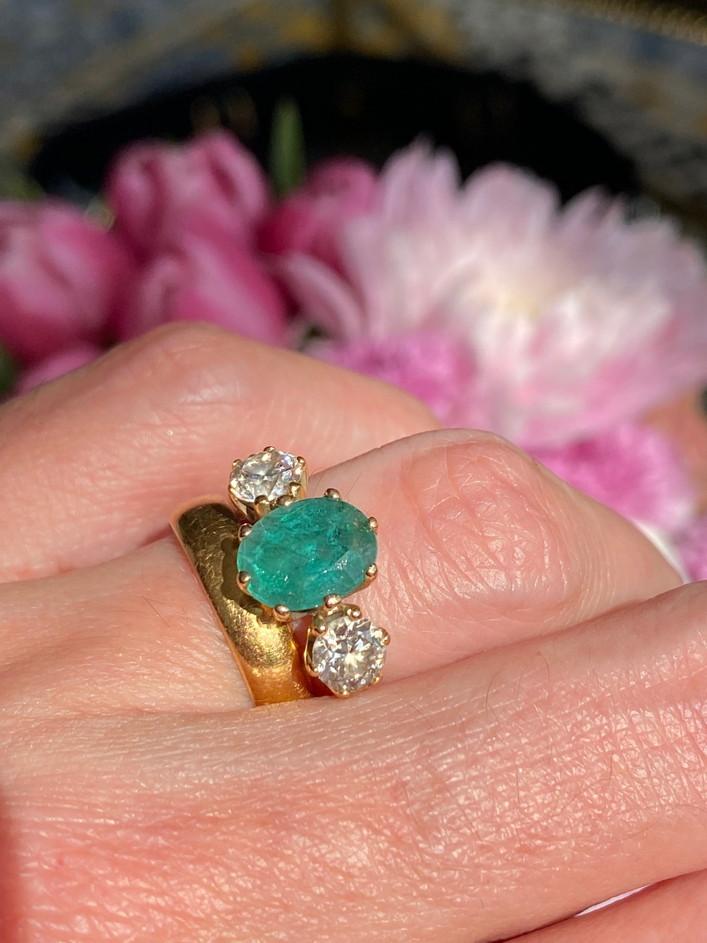 Vintage 2.15 Carat Emerald and Natural Diamond Ring in 18ct Yellow Gold