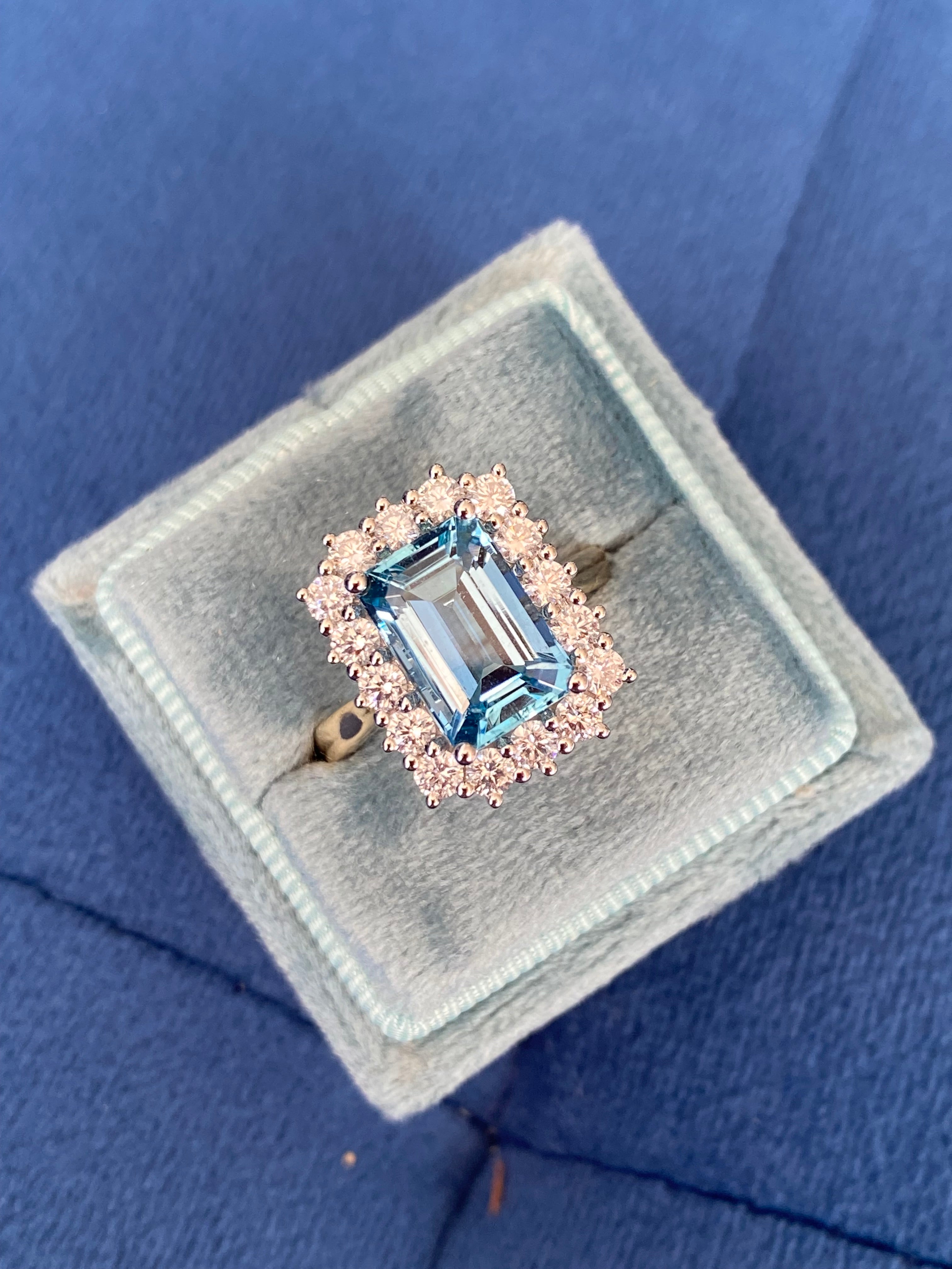 3.05 Carat Aquamarine and 0.89ctw Natural Diamond Halo Ring in Platinum and 18ct Yellow Gold