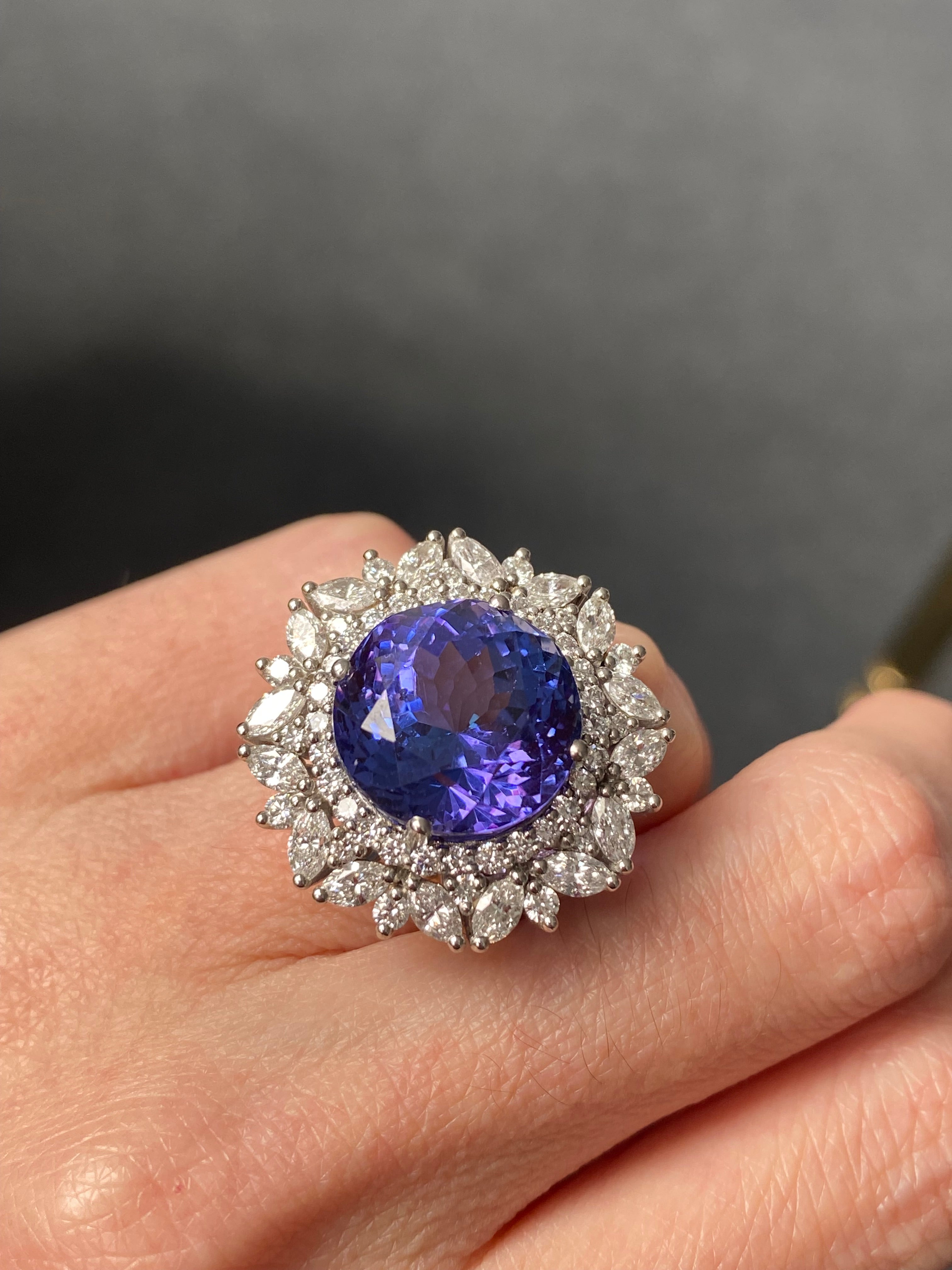 15.96 Carat Round Cut Tanzanite and 2.88ctw Natural Diamond Cocktail Ring in Platinum
