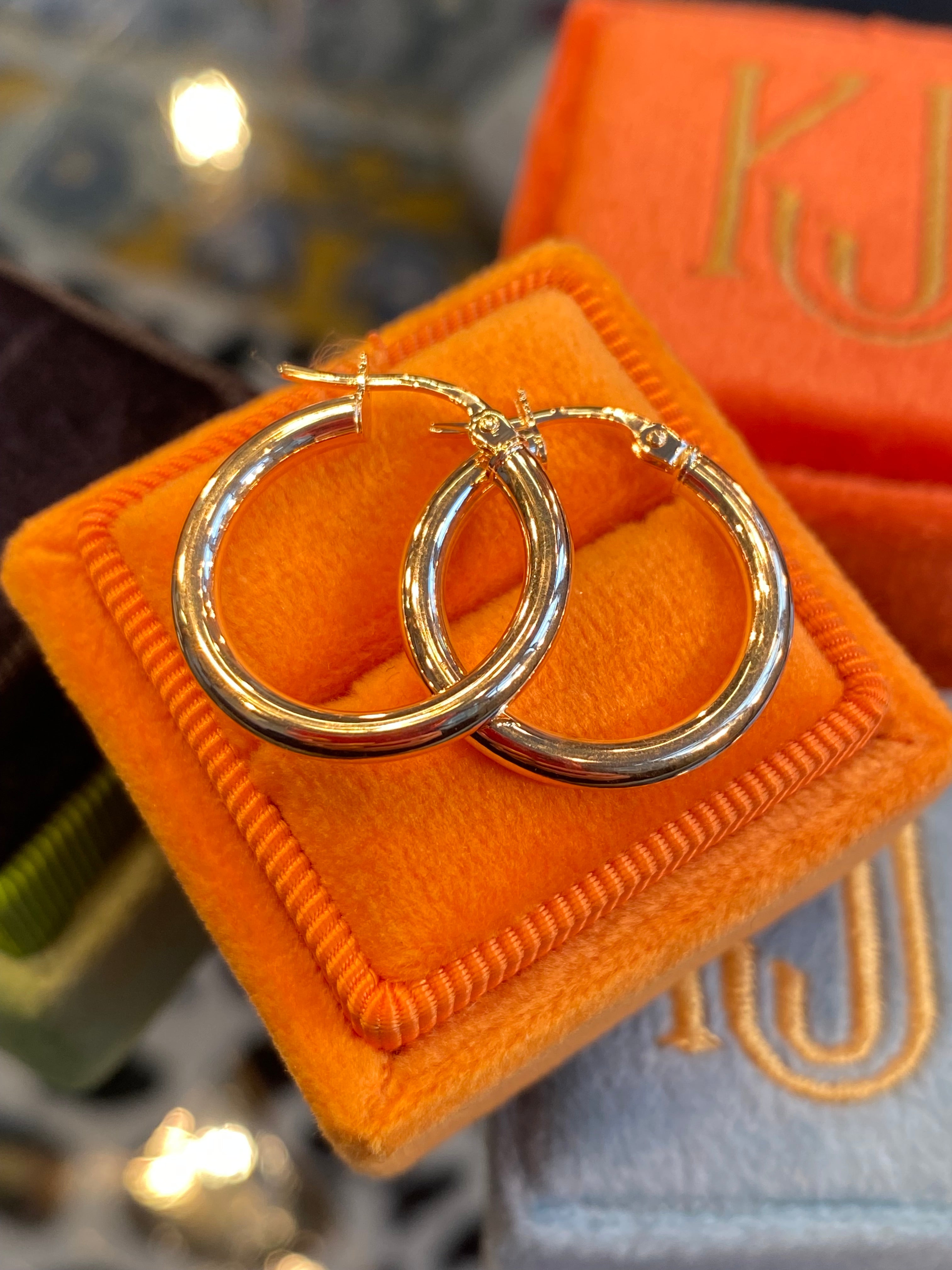 Simple Hoop 20mm Earrings in 9ct Yellow Gold