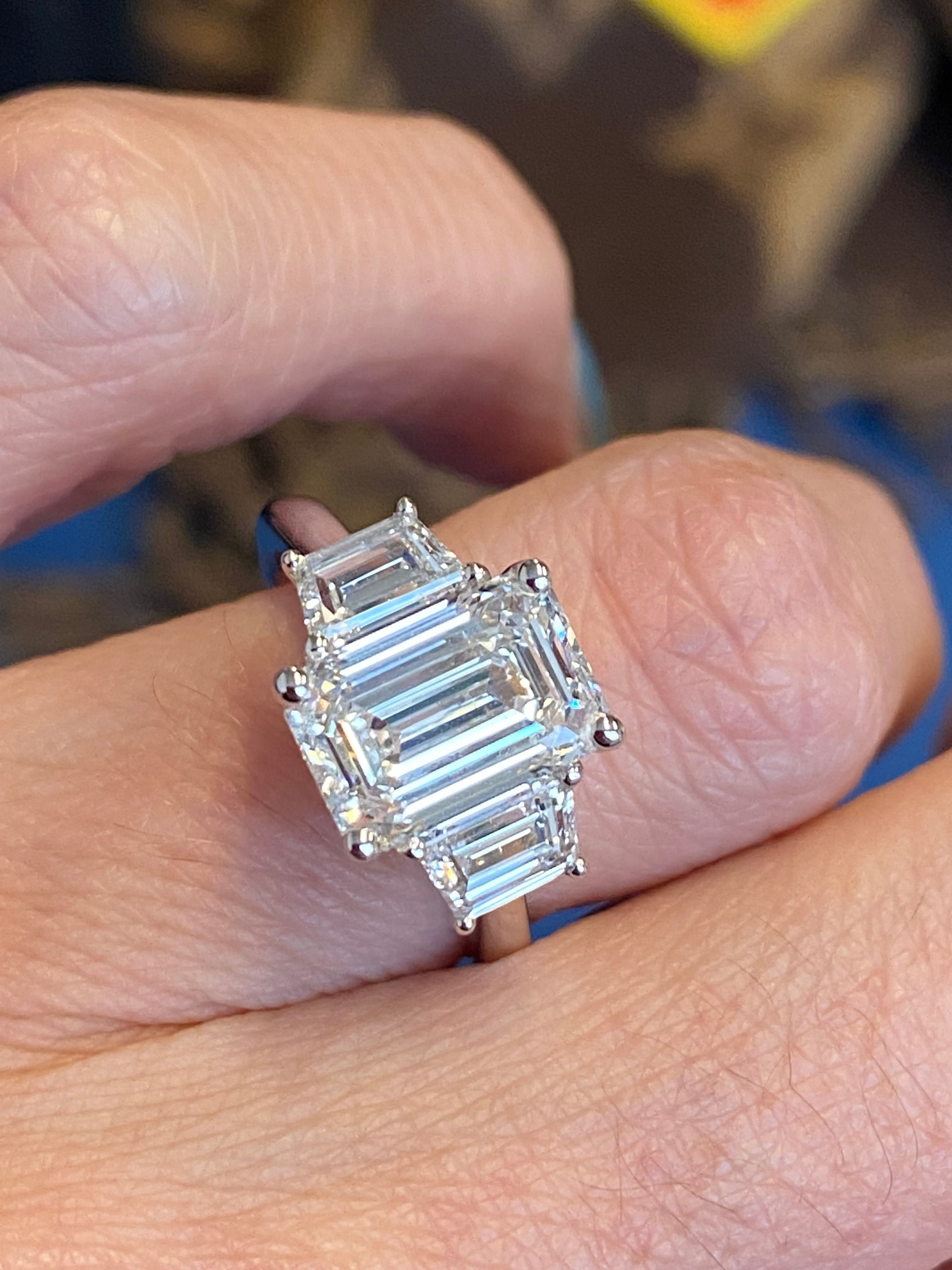 3.93 CTW Emerald and Trapezoid Cut D Colour VS1 Lab Diamond Three Stone Ring in Platinum