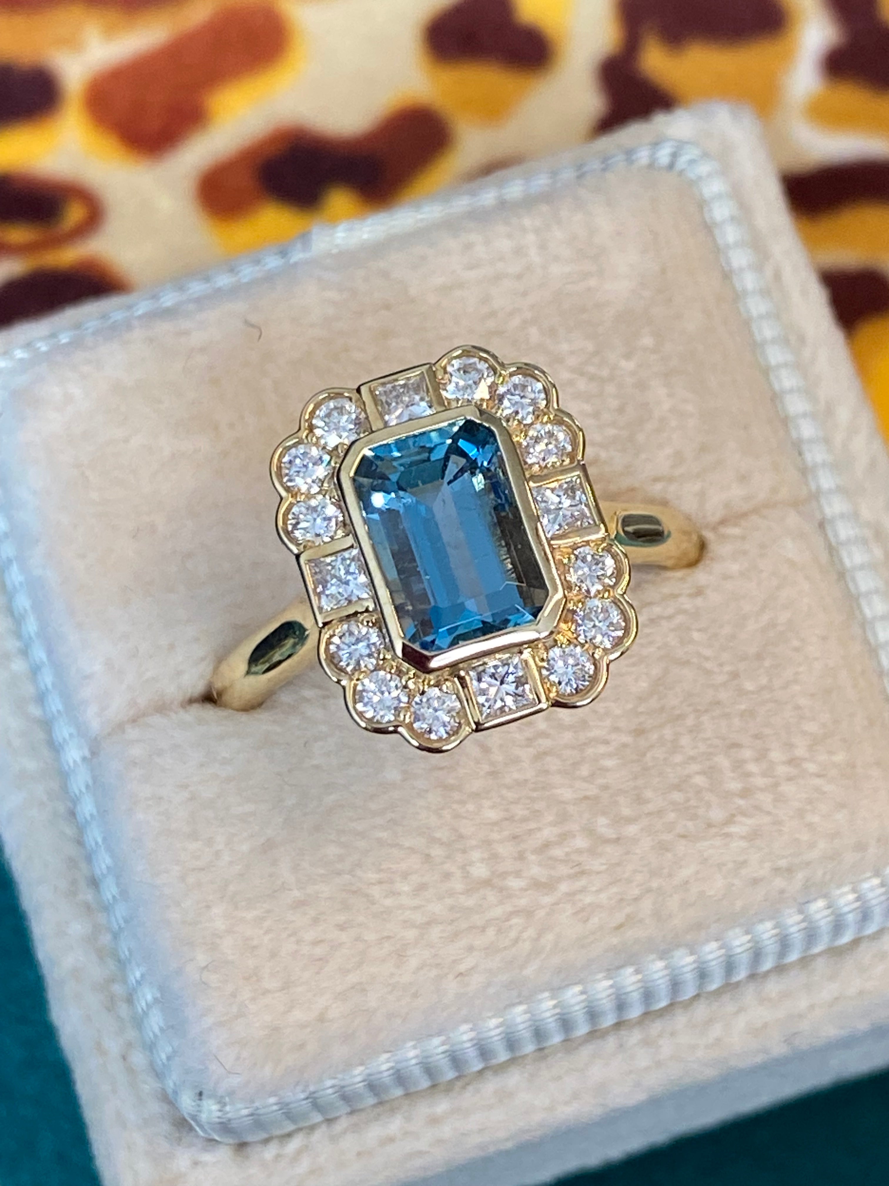 1.80 CTW Aquamarine and Natural Diamond Ring in 18ct Yellow Gold