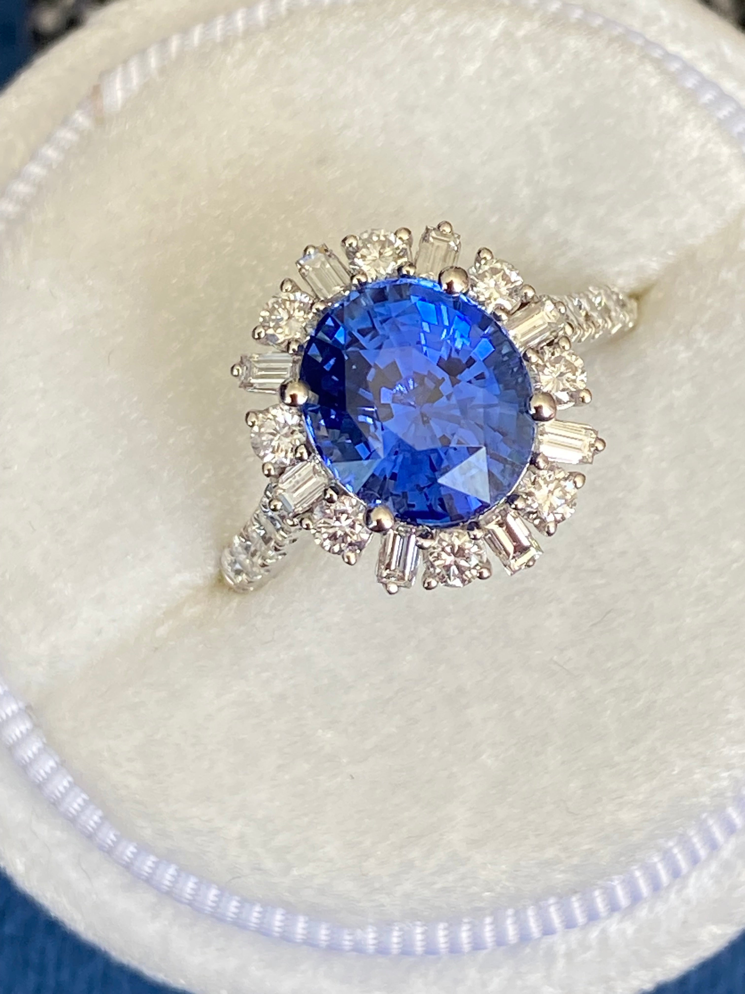 3.72 Carat Blue Ceylon Sapphire and 0.91ctw Natural Diamond Halo Ring in Platinum