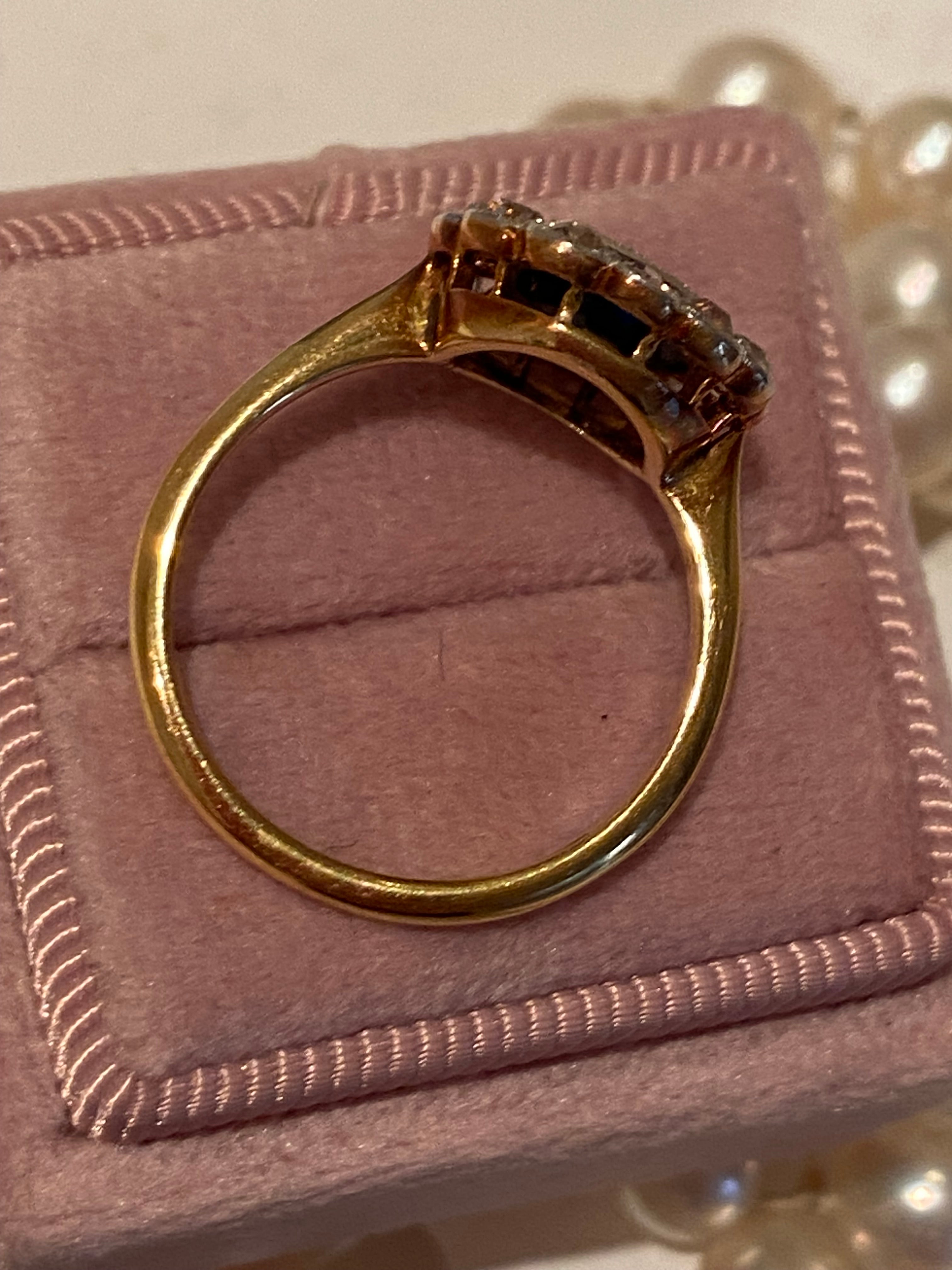 2.25 CTW Antique Edwardian Old Cut Sapphire and Diamond Daisy Ring in 18ct Gold and Platinum