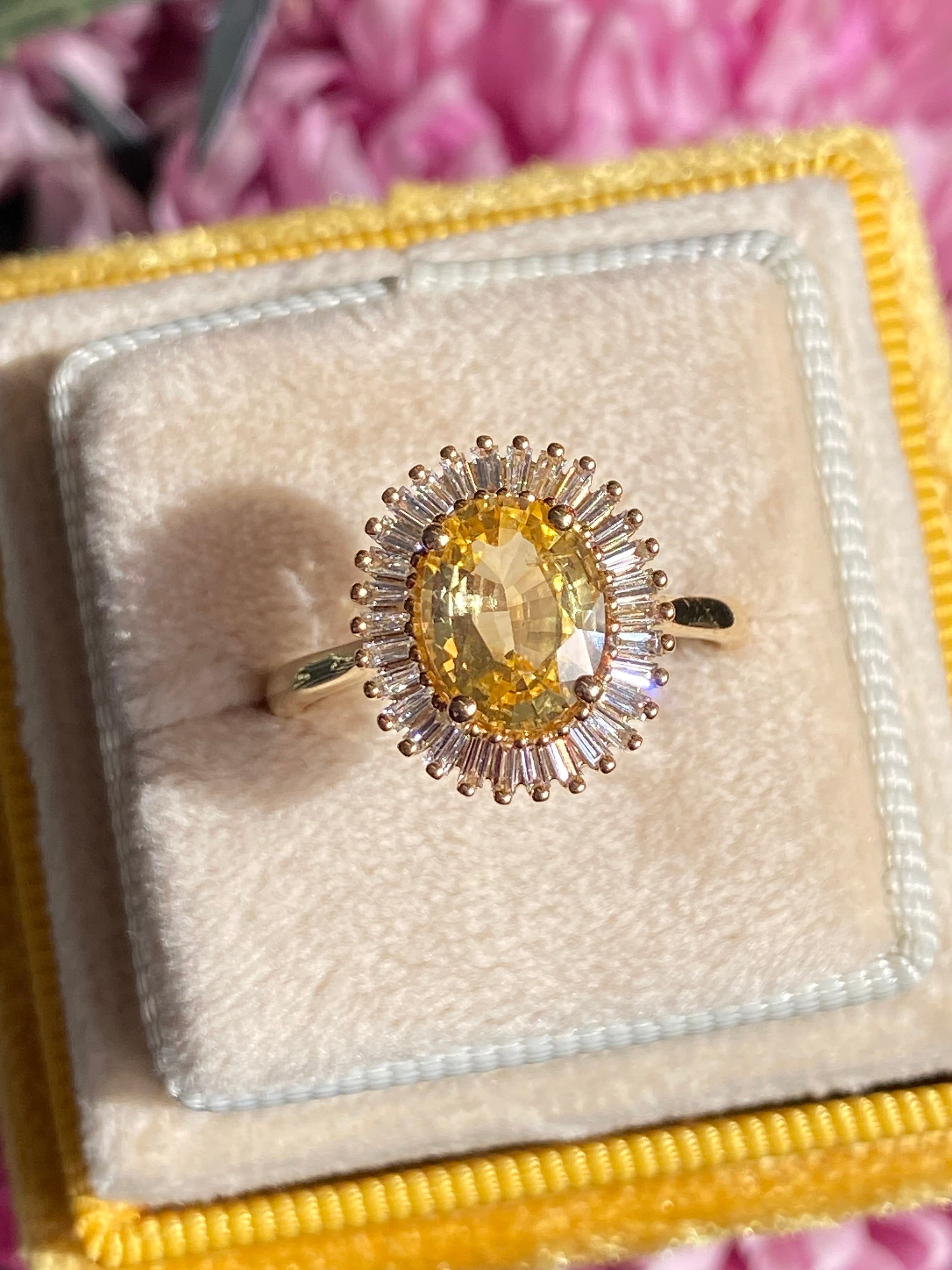 Sunny Starburst Yellow Sapphire in 18ct Yellow Gold Ballerina Halo Ring