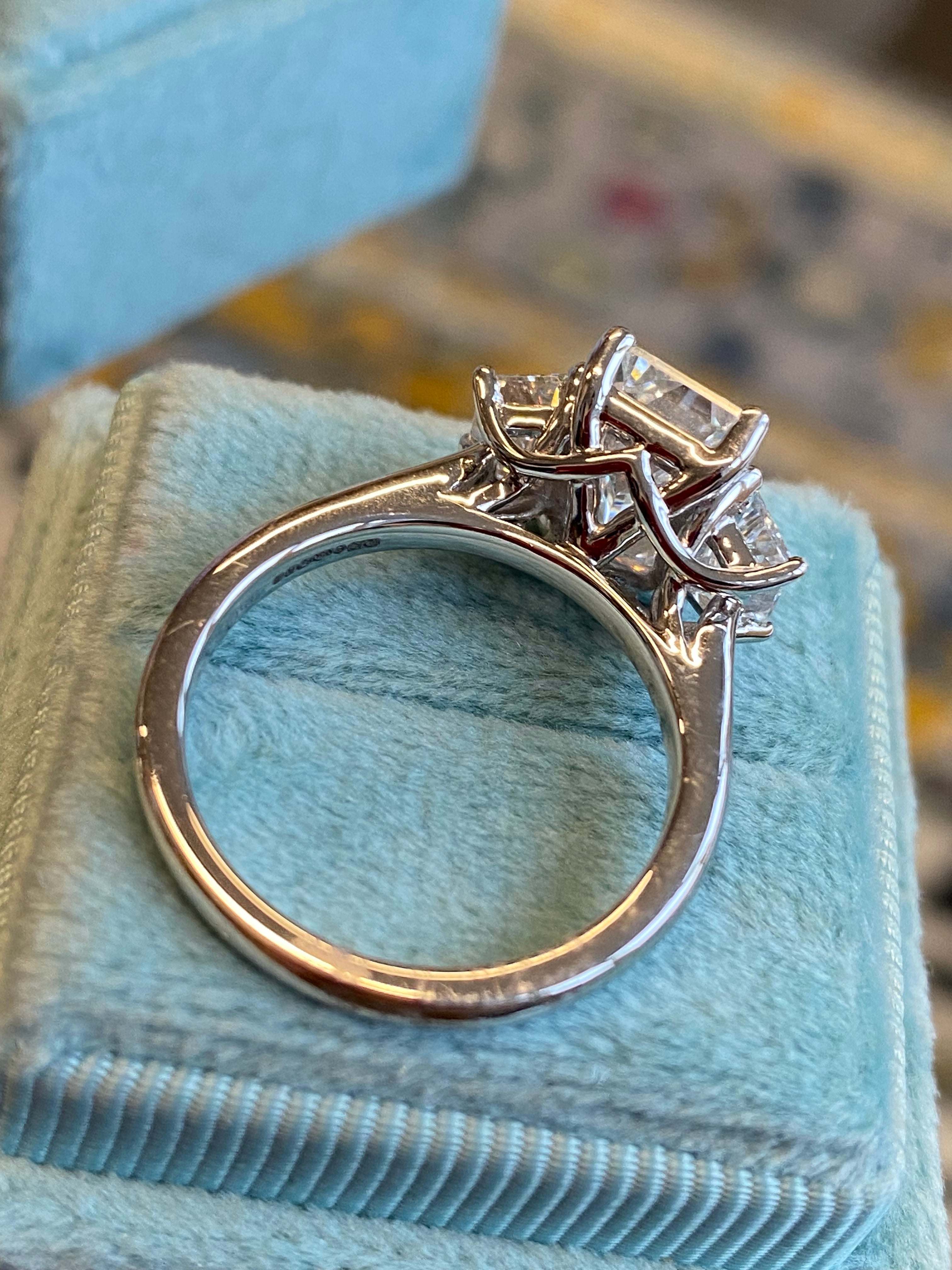 3.93 CTW Emerald and Trapezoid Cut D Colour VS1 Lab Diamond Three Stone Ring in Platinum