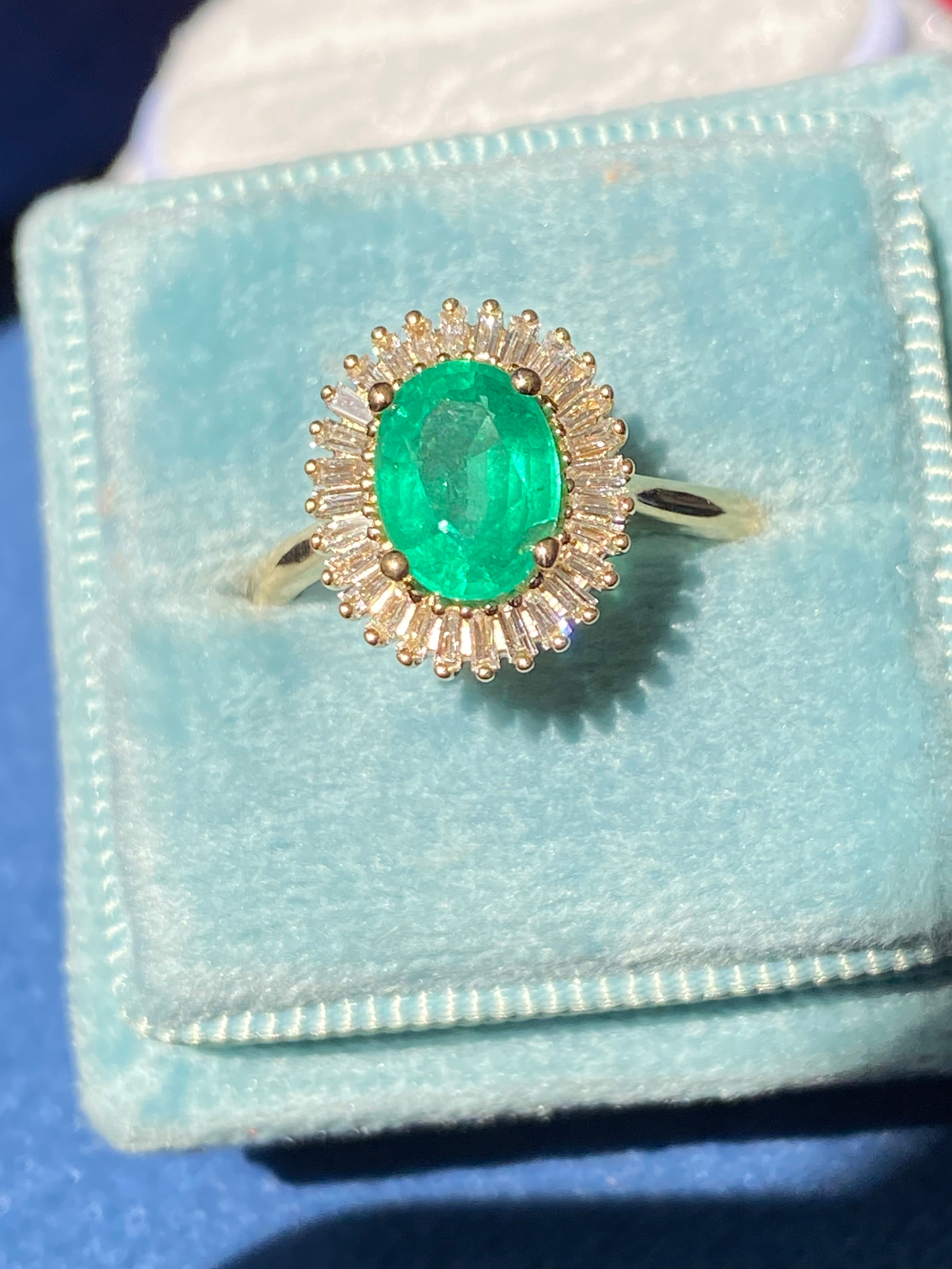 1.62 CTW Oval Cut Emerald and Natural Diamond Ballerina Ring in 18ct Yellow Gold