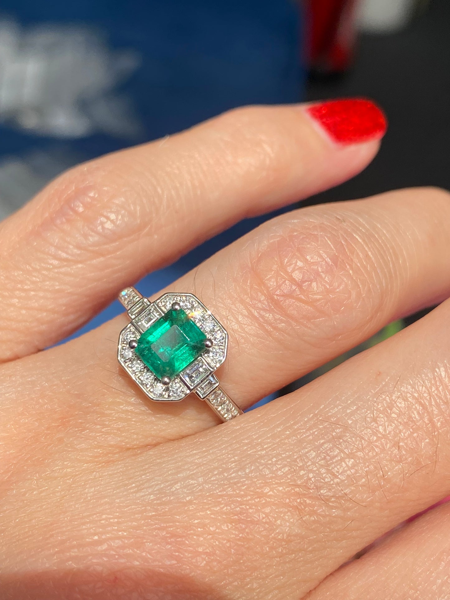 0.87 Carat Colombian Emerald and 0.46 ctw Natural Diamond Ring in Platinum