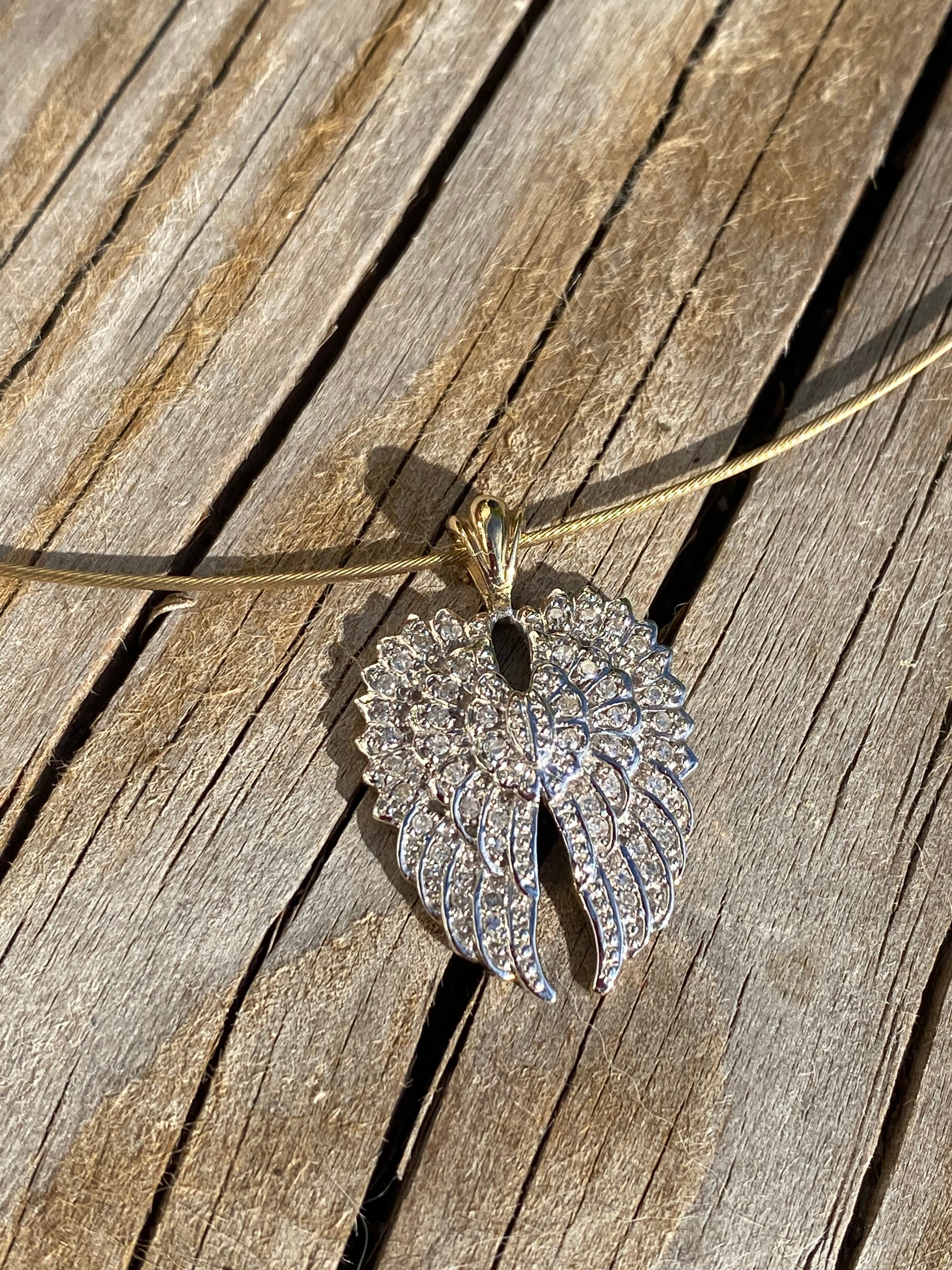 Vintage 0.35 Carat Angel Wings Pendant Choker Necklace in 9ct Yellow Gold