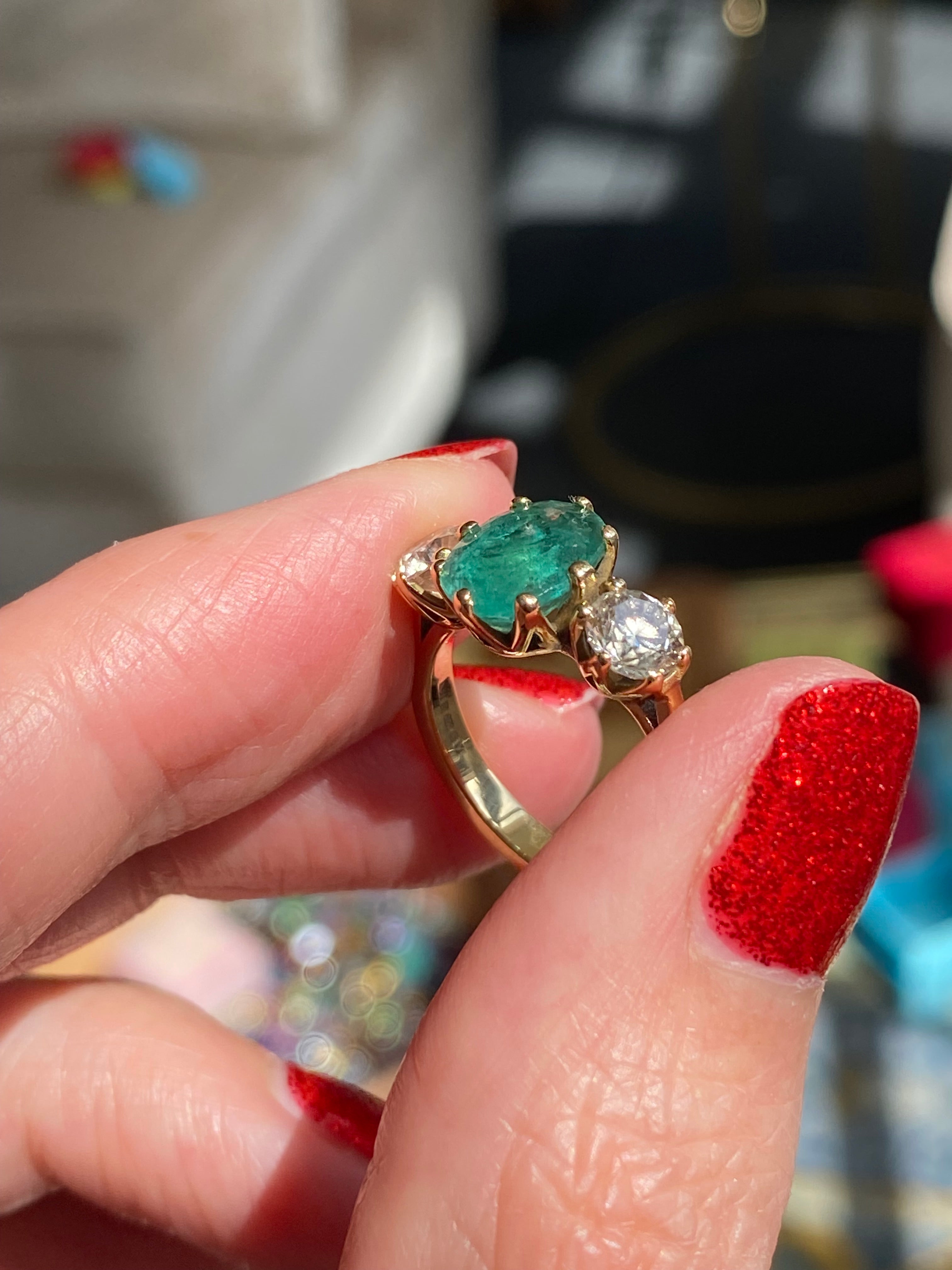 Vintage 2.15 Carat Emerald and Natural Diamond Ring in 18ct Yellow Gold