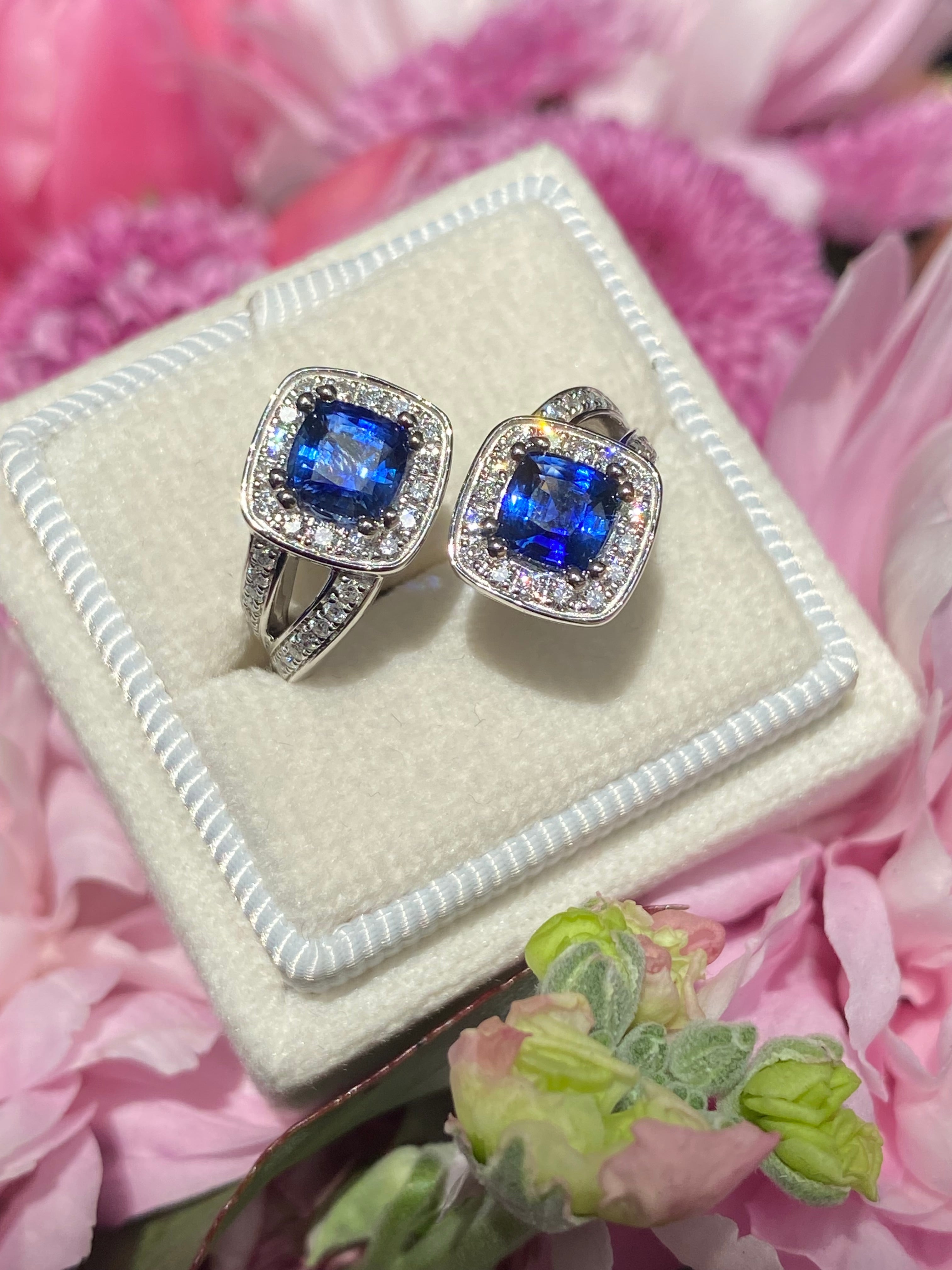 1.48ctw Ceylon Sapphire and 0.45ctw Natural Diamond Toi et Moi Ring in Platinum
