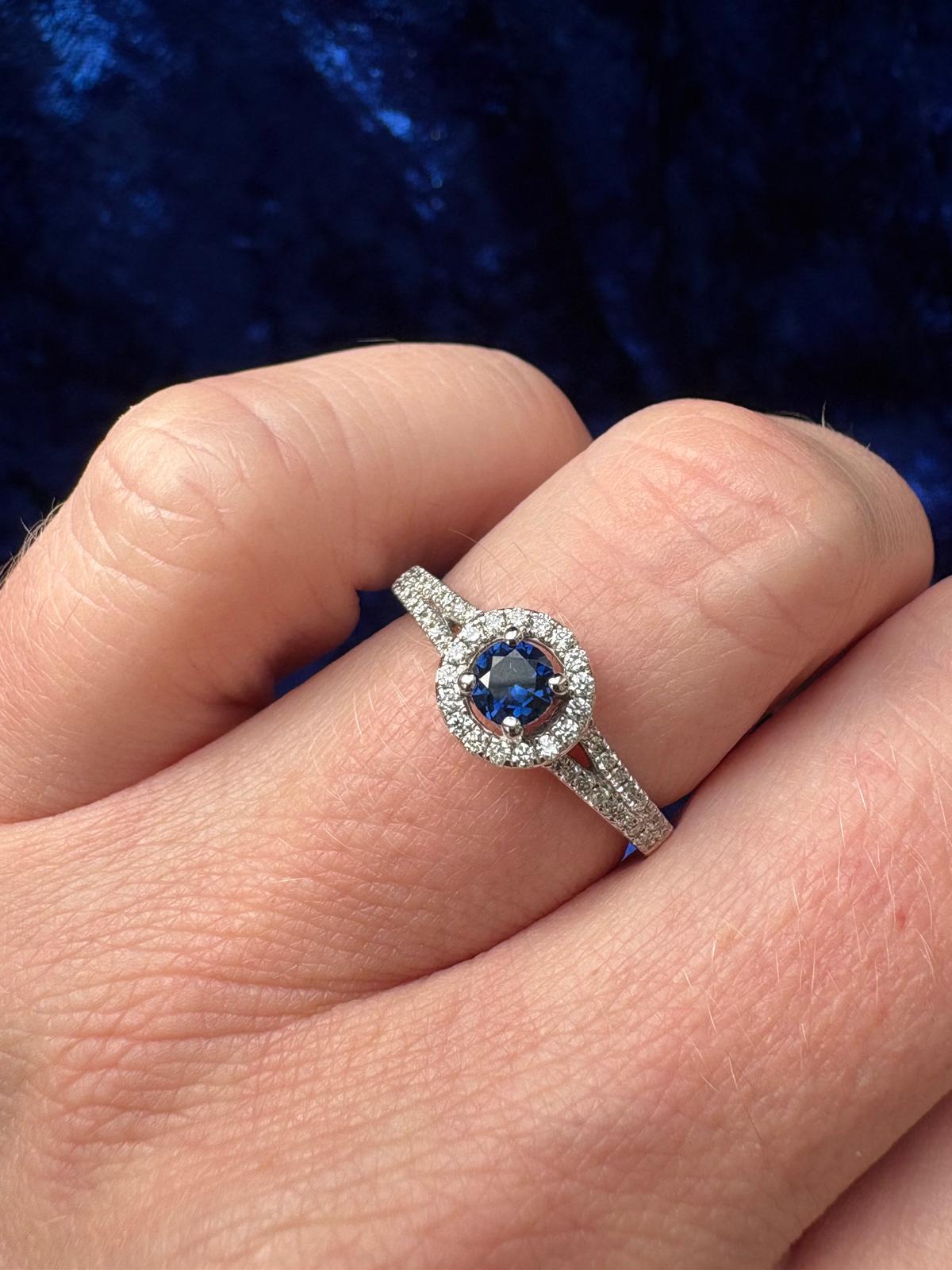 Beautiful Sapphire and Natural Diamond Halo Ring in 18ct White Gold